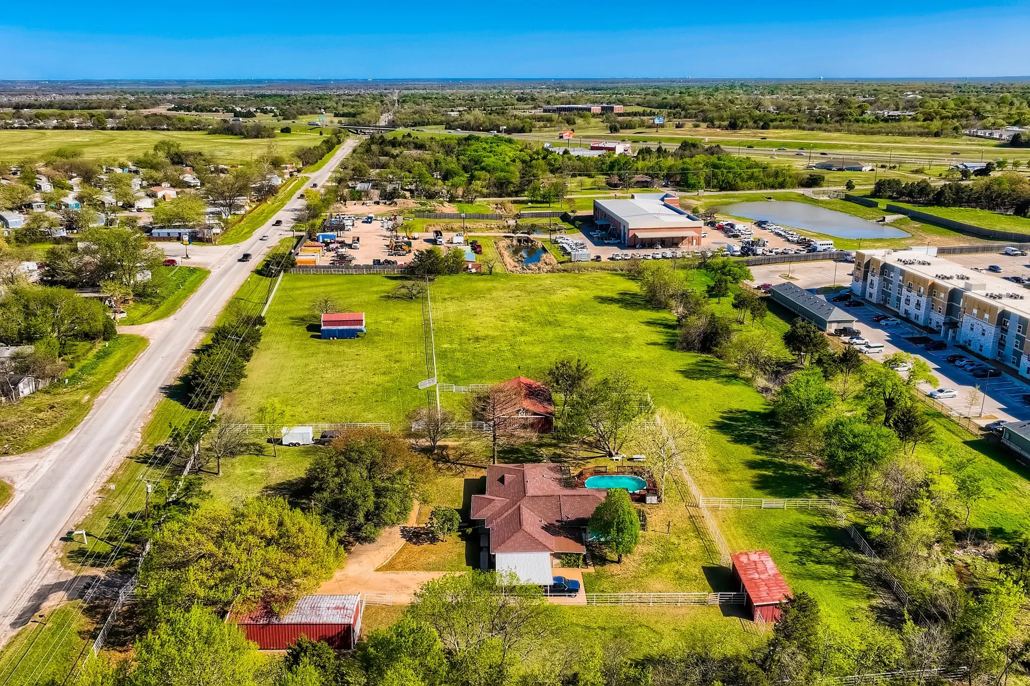 Birds eye view of property