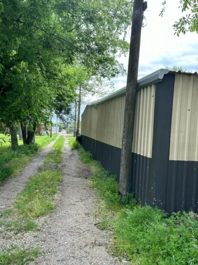 Office For Sale in Grayson County , 228 W Grand Street, Whitewright, Texas 75491, 0, 0, Garage spaces, 0 Sqft, built in 1959, Preowned, mls#20808053, Real Estate Agent in Whitewright, Homes For Sale in Grayson county, Homes For Sale in Whitewright, Realtor in Whitewright Texas, Real Estate Brokerage Independent Realty Texas, Luminita Cordes Realtor
