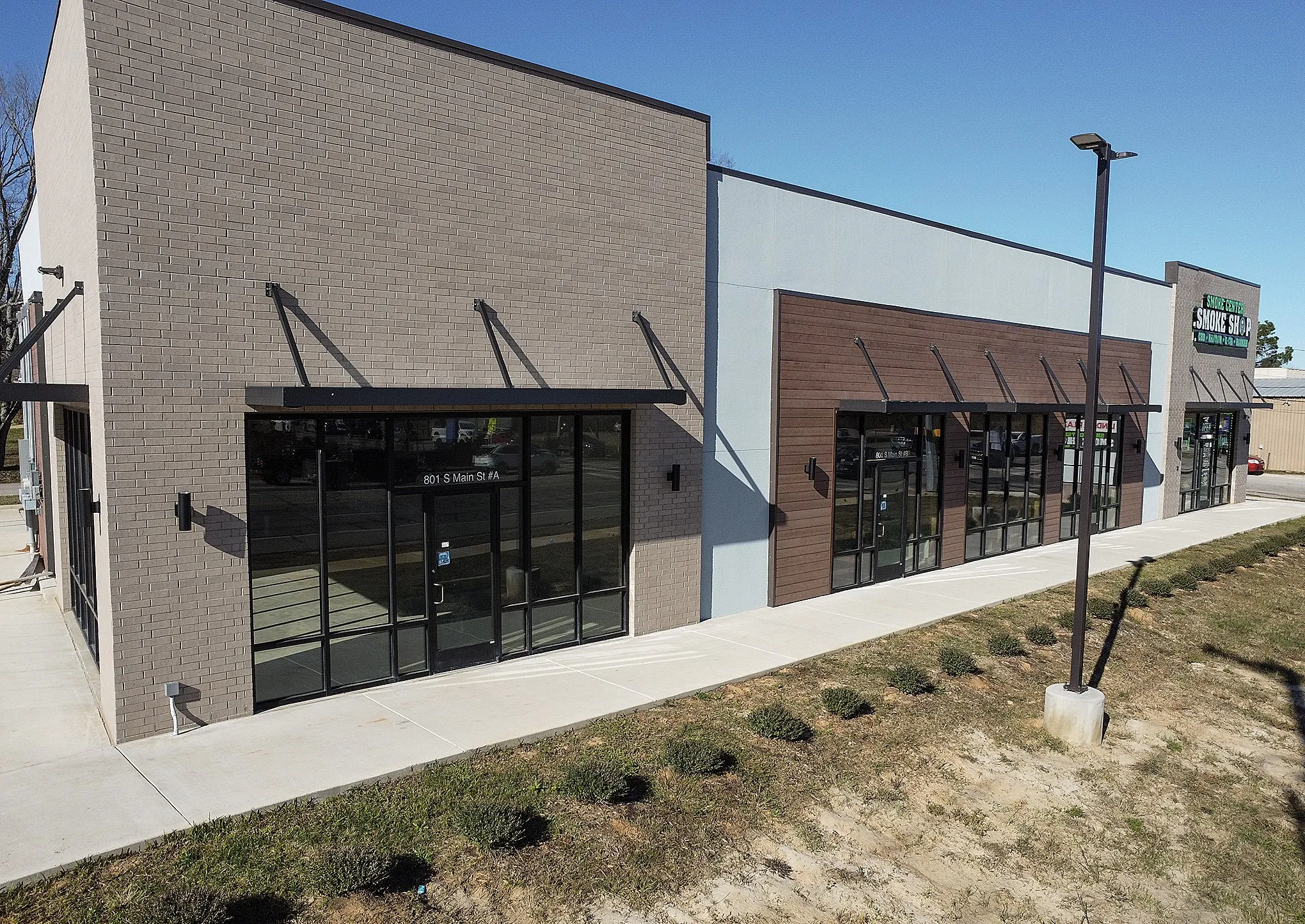 Retail For Rent in Smith County , 801 S Main Street, Lindale, Texas 75771, 0, 0, Garage spaces, 0 Sqft, built in 2023, New Construction - Complete, Price $1,690, mls#20810962, Real Estate Agent in Lindale, Homes For Rent in Smith county, Homes For Rent in Lindale, Realtor in Lindale Texas, Real Estate Brokerage Independent Realty Texas, Luminita Cordes Realtor