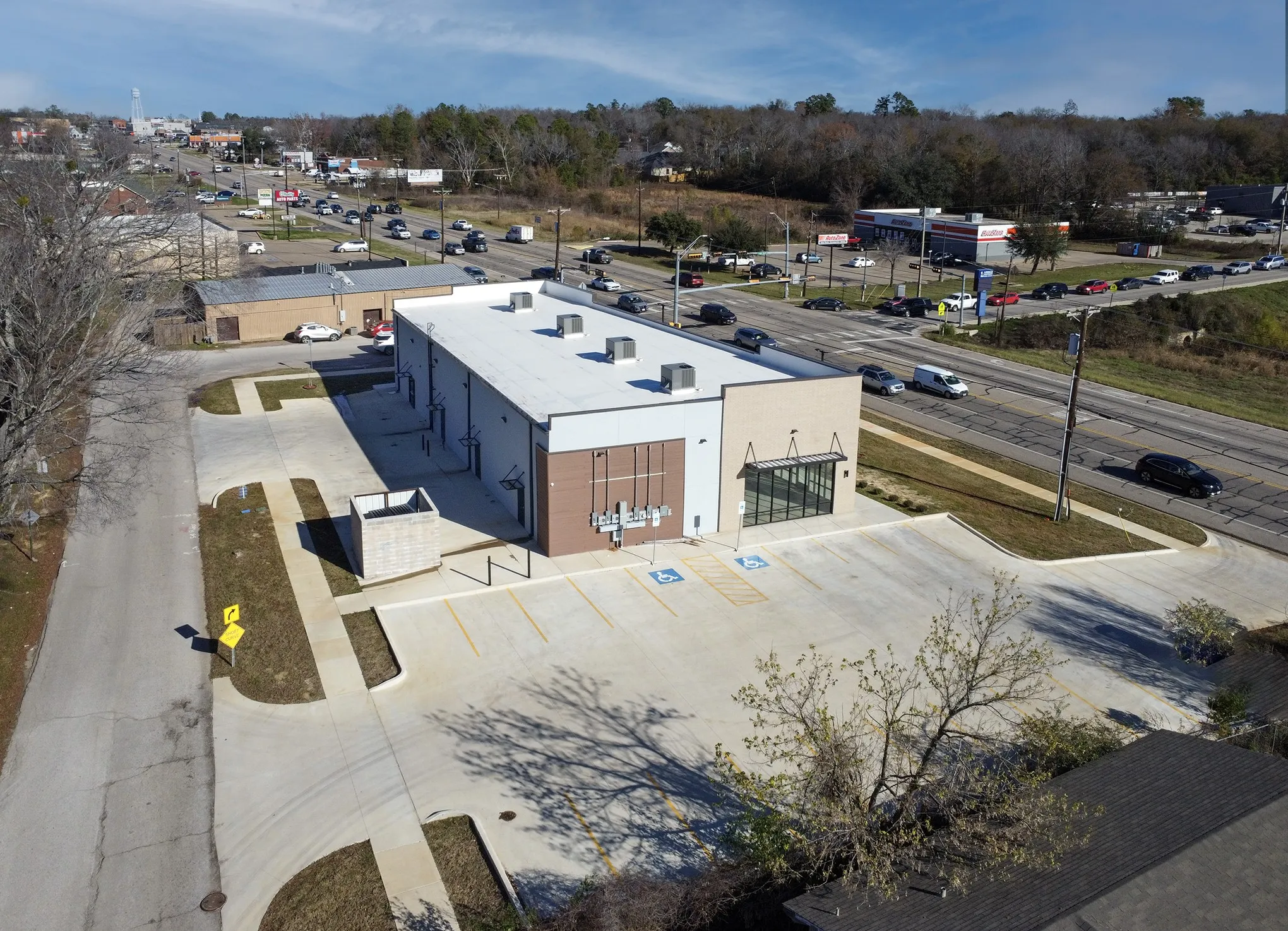 Retail For Rent in Smith County , 801 S Main Street, Lindale, Texas 75771, 0, 0, Garage spaces, 0 Sqft, built in 2023, New Construction - Complete, Price $1,690, mls#20810962, Real Estate Agent in Lindale, Homes For Rent in Smith county, Homes For Rent in Lindale, Realtor in Lindale Texas, Real Estate Brokerage Independent Realty Texas, Luminita Cordes Realtor