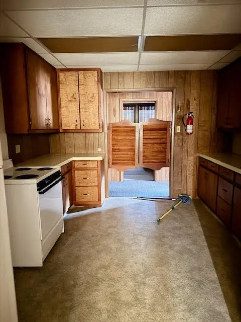 Office For Sale in Eastland County , 211 Austin Street, Ranger, Texas 76470, 0, 0, Garage spaces, 0 Sqft, built in 1980, Preowned, mls#20810970, Real Estate Agent in Ranger, Homes For Sale in Eastland county, Homes For Sale in Ranger, Realtor in Ranger Texas, Real Estate Brokerage Independent Realty Texas, Luminita Cordes Realtor