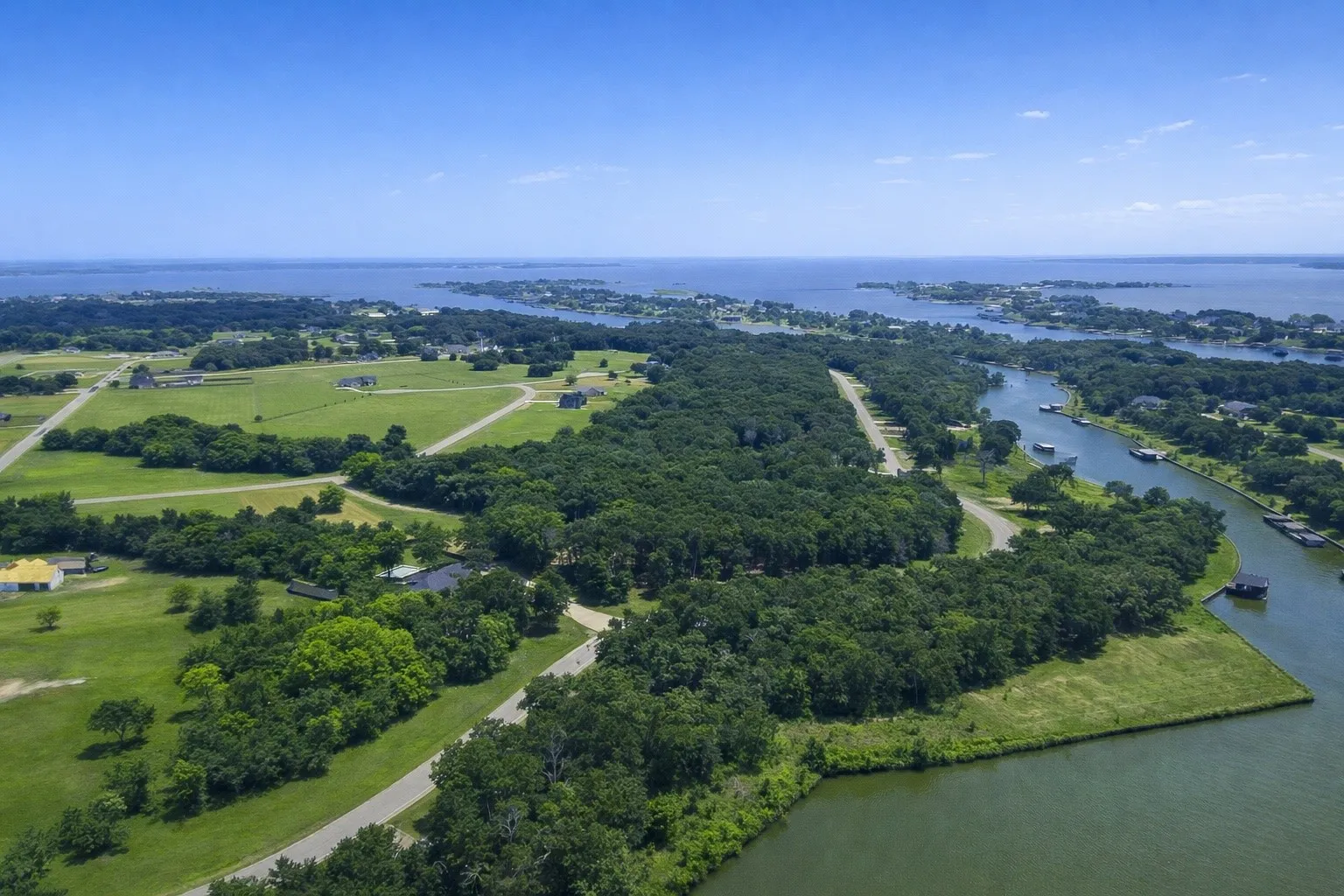 Unimproved Land For Sale in Navarro County , 442 Waters Edge Drive, Corsicana, Texas 75109, 0, 0, Garage spaces, 0 Sqft, built in 0, Price $94,900, mls#20810887, Real Estate Agent in Corsicana, Homes For Sale in Navarro county, Homes For Sale in Corsicana, Realtor in Corsicana Texas, Real Estate Brokerage Independent Realty Texas, Luminita Cordes Realtor
