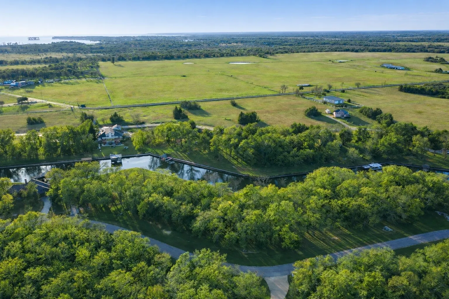 Unimproved Land For Sale in Navarro County , 442 Waters Edge Drive, Corsicana, Texas 75109, 0, 0, Garage spaces, 0 Sqft, built in 0, Price $94,900, mls#20810887, Real Estate Agent in Corsicana, Homes For Sale in Navarro county, Homes For Sale in Corsicana, Realtor in Corsicana Texas, Real Estate Brokerage Independent Realty Texas, Luminita Cordes Realtor