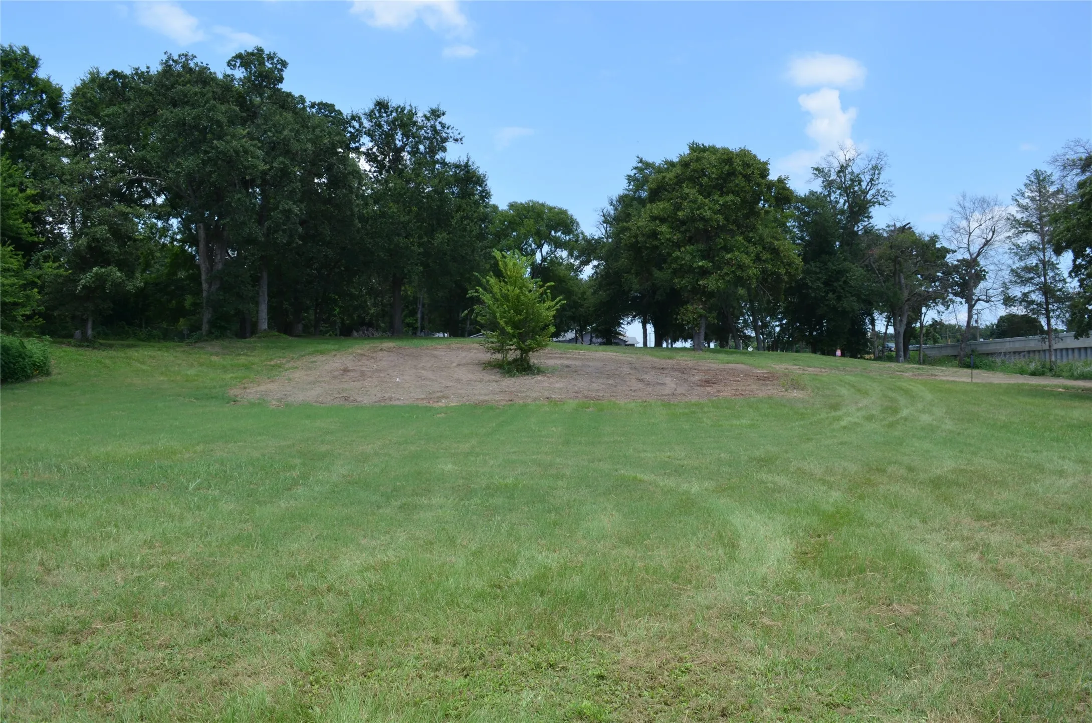 Unimproved Land For Sale in Henderson County , 00 Highway 334, Gun Barrel City, Texas 75156, 0, 0, Garage spaces, 0 Sqft, built in 0, mls#20814137, Real Estate Agent in Gun Barrel City, Homes For Sale in Henderson county, Homes For Sale in Gun Barrel City, Realtor in Gun Barrel City Texas, Real Estate Brokerage Independent Realty Texas, Luminita Cordes Realtor