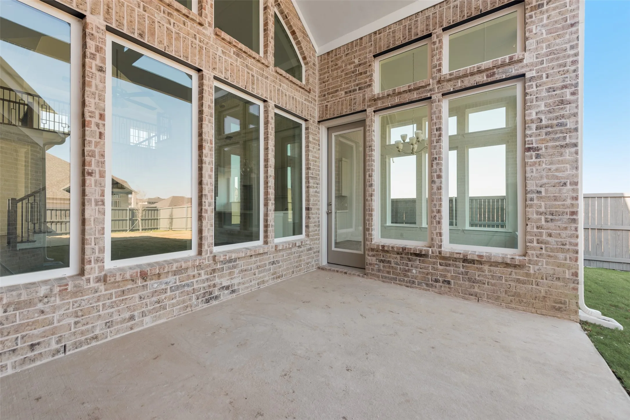 Single Family Residence For Sale in Ellis County , 3542 Coneflower Trail, Prairie Ridge, Texas 76084, 4 Bedroom, 3 Bathroom, 2 Garage spaces, 2,685 Sqft, built in 2025, New Construction - Complete, mls#20814632, Real Estate Agent in Prairie Ridge, Homes For Sale in Ellis county, Homes For Sale in Prairie Ridge, Realtor in Prairie Ridge Texas, Real Estate Brokerage Independent Realty Texas, Luminita Cordes Realtor