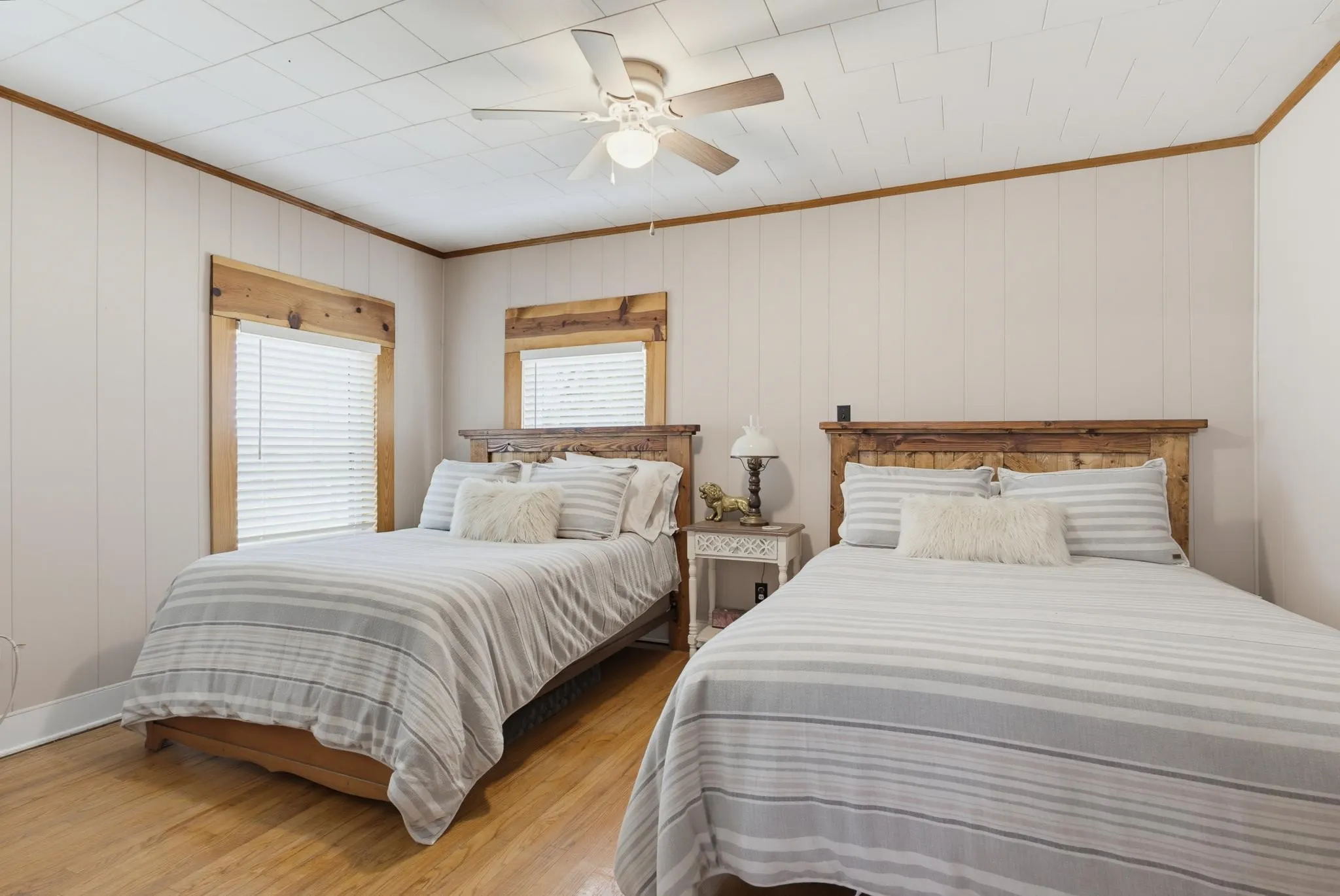 Farm For Sale in Comanche County , 17921 Tx-16, Comanche, Texas 76442, 3 Bedroom, 1 Bathroom, 2 Garage spaces, 1,554 Sqft, built in 1946, Preowned, Price $2,000,000, mls#20811111, Real Estate Agent in Comanche, Homes For Sale in Comanche county, Homes For Sale in Comanche, Realtor in Comanche Texas, Real Estate Brokerage Independent Realty Texas, Luminita Cordes Realtor