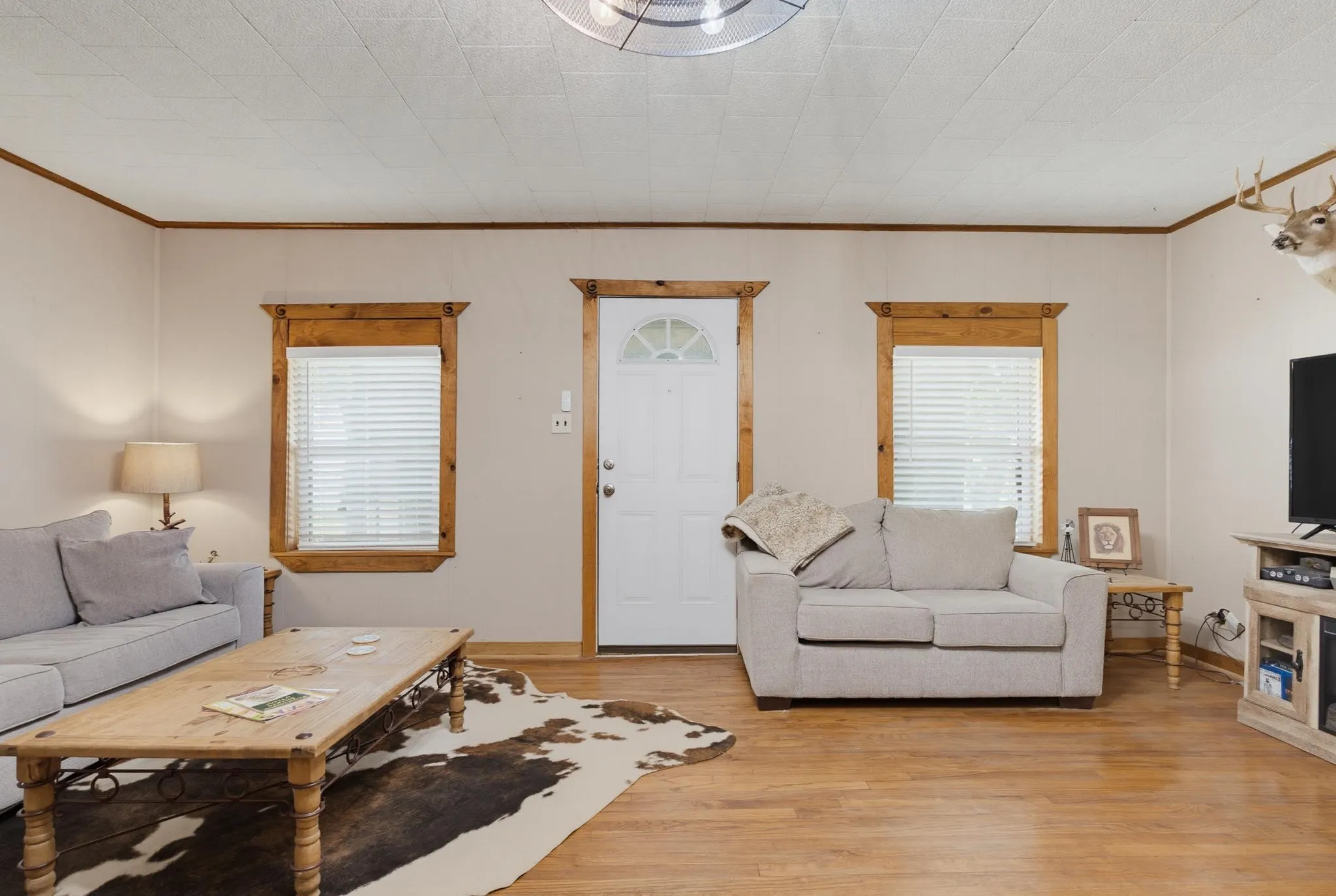 Farm For Sale in Comanche County , 17921 Tx-16, Comanche, Texas 76442, 3 Bedroom, 1 Bathroom, 2 Garage spaces, 1,554 Sqft, built in 1946, Preowned, Price $2,000,000, mls#20811111, Real Estate Agent in Comanche, Homes For Sale in Comanche county, Homes For Sale in Comanche, Realtor in Comanche Texas, Real Estate Brokerage Independent Realty Texas, Luminita Cordes Realtor