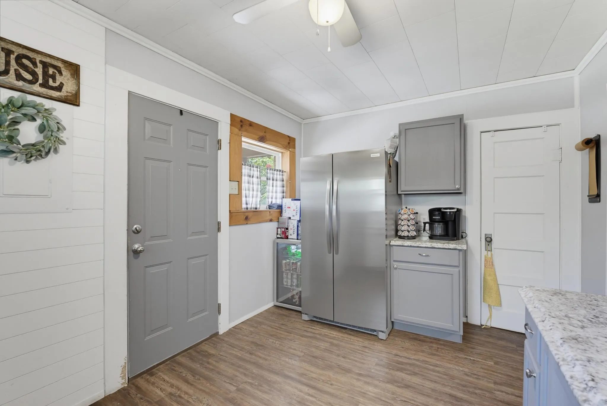 Farm For Sale in Comanche County , 17921 Tx-16, Comanche, Texas 76442, 3 Bedroom, 1 Bathroom, 2 Garage spaces, 1,554 Sqft, built in 1946, Preowned, Price $2,000,000, mls#20811111, Real Estate Agent in Comanche, Homes For Sale in Comanche county, Homes For Sale in Comanche, Realtor in Comanche Texas, Real Estate Brokerage Independent Realty Texas, Luminita Cordes Realtor