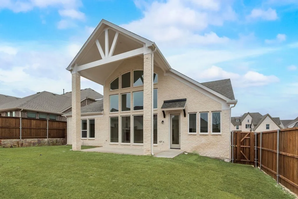 Single Family Residence For Sale in Rockwall County , 1224 Calebria Way, Fate, Texas 75087, 4 Bedroom, 4 Bathroom, 2 Garage spaces, 3,542 Sqft, built in 2025, New Construction - Complete, mls#20816389, Real Estate Agent in Fate, Homes For Sale in Rockwall county, Homes For Sale in Fate, Realtor in Fate Texas, Real Estate Brokerage Independent Realty Texas, Luminita Cordes Realtor