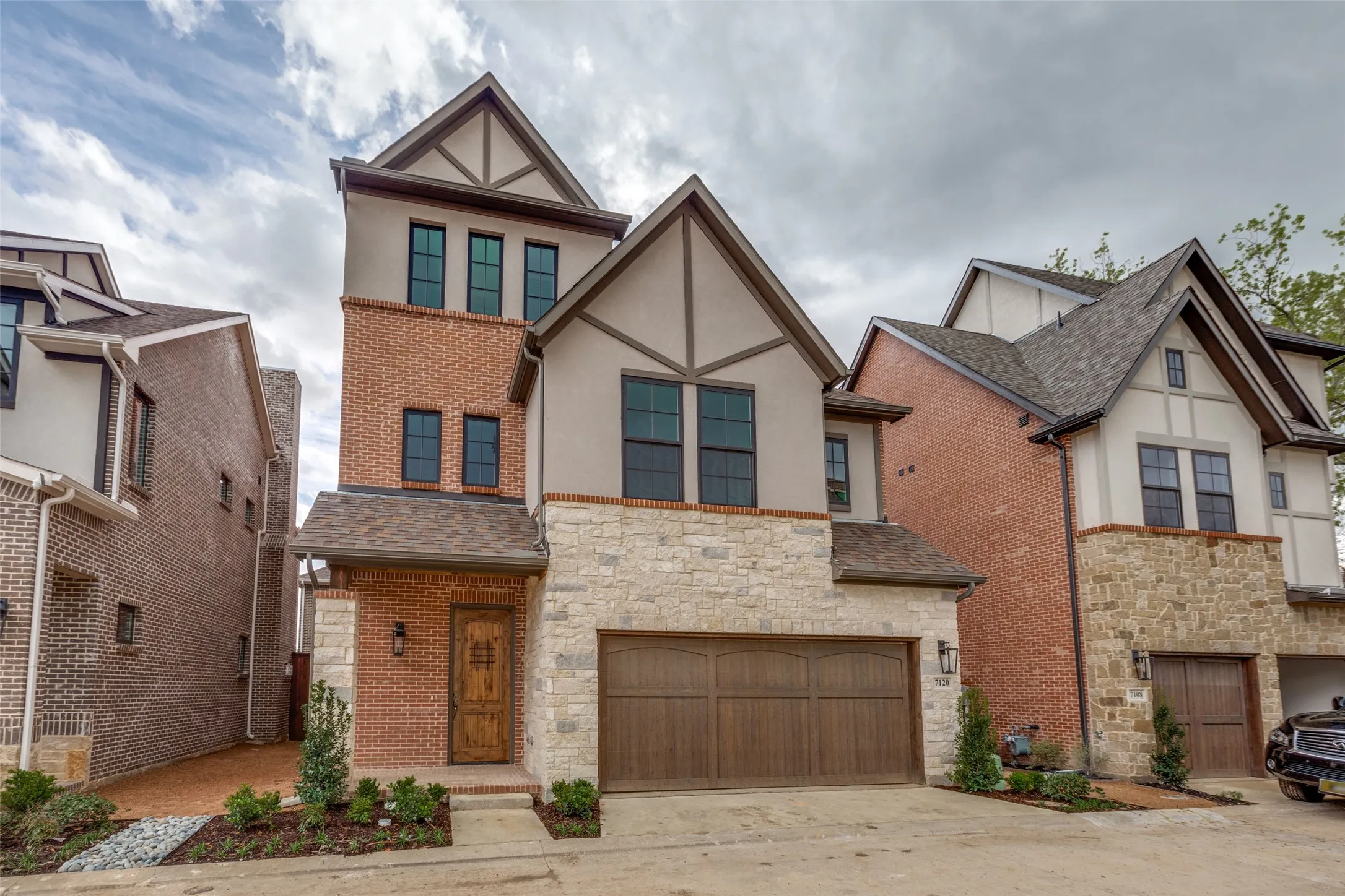 Single Family Residence For Sale in Dallas County , 7106 Granada Place, Dallas, Texas 75223, 4 Bedrooms, 4 Bathrooms, 2 Garage spaces, 3,172 Sqft, built in 2025, Proposed, Price $938,500, mls#20818832, Real Estate Agent in Dallas, Homes For Sale in Dallas county, Homes For Sale in Dallas, Realtor in Dallas Texas, Real Estate Brokerage Independent Realty Texas, Luminita Cordes Realtor