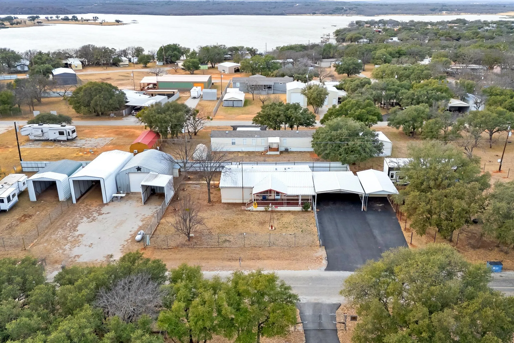 Manufactured Home For Sale in Brown County , 4394 Iroquois Drive, May, Texas 76857, 3 Bedroom, 2 Bathroom, 3 Garage spaces, 1,592 Sqft, built in 1996, Preowned, mls#20821352, Real Estate Agent in May, Homes For Sale in Brown county, Homes For Sale in May, Realtor in May Texas, Real Estate Brokerage Independent Realty Texas, Luminita Cordes Realtor
