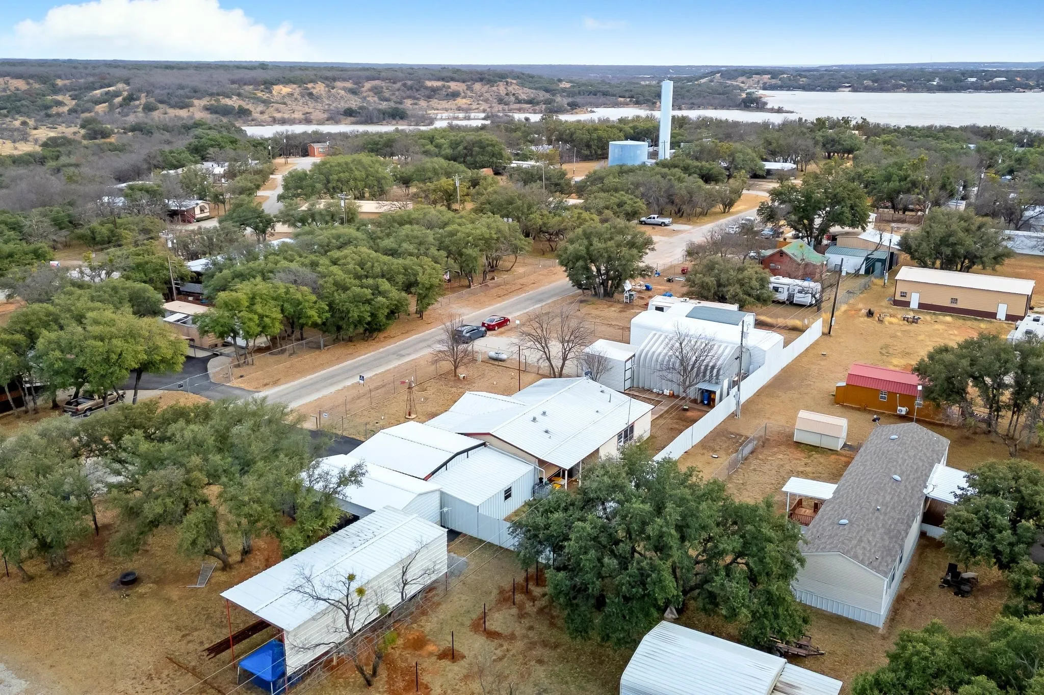 Manufactured Home For Sale in Brown County , 4394 Iroquois Drive, May, Texas 76857, 3 Bedroom, 2 Bathroom, 3 Garage spaces, 1,592 Sqft, built in 1996, Preowned, mls#20821352, Real Estate Agent in May, Homes For Sale in Brown county, Homes For Sale in May, Realtor in May Texas, Real Estate Brokerage Independent Realty Texas, Luminita Cordes Realtor