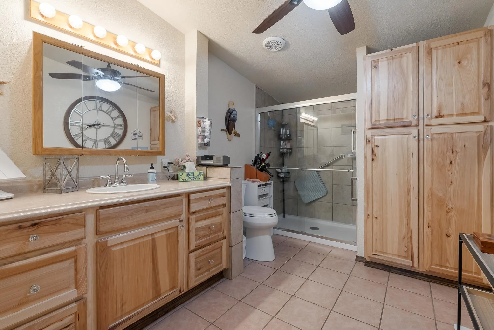 Manufactured Home For Sale in Brown County , 4394 Iroquois Drive, May, Texas 76857, 3 Bedroom, 2 Bathroom, 3 Garage spaces, 1,592 Sqft, built in 1996, Preowned, mls#20821352, Real Estate Agent in May, Homes For Sale in Brown county, Homes For Sale in May, Realtor in May Texas, Real Estate Brokerage Independent Realty Texas, Luminita Cordes Realtor