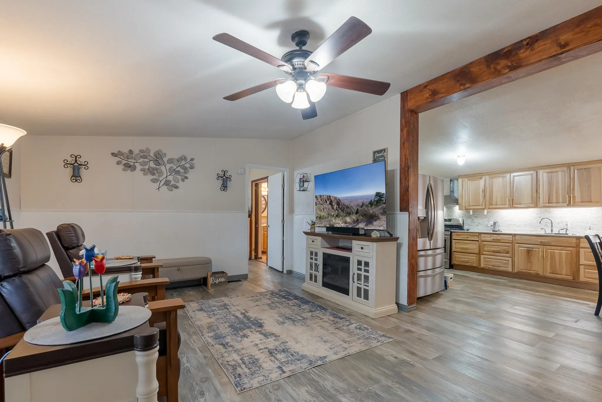 Manufactured Home For Sale in Brown County , 4394 Iroquois Drive, May, Texas 76857, 3 Bedroom, 2 Bathroom, 3 Garage spaces, 1,592 Sqft, built in 1996, Preowned, mls#20821352, Real Estate Agent in May, Homes For Sale in Brown county, Homes For Sale in May, Realtor in May Texas, Real Estate Brokerage Independent Realty Texas, Luminita Cordes Realtor