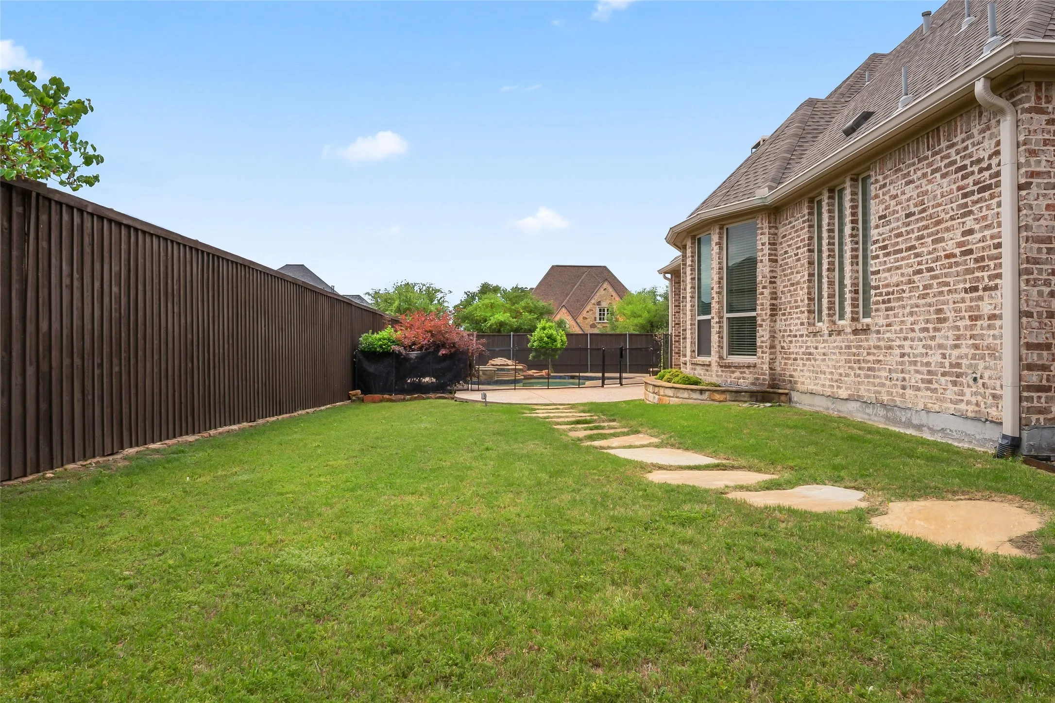 Single Family Residence For Sale in Denton County , 10918 Alta Vista Drive, Frisco, Texas 75033, 5 Bedroom, 5 Bathroom, 3 Garage spaces, 4,336 Sqft, built in 2007, mls#20821759, Real Estate Agent in Frisco, Homes For Sale in Denton county, Homes For Sale in Frisco, Realtor in Frisco Texas, Real Estate Brokerage Independent Realty Texas, Luminita Cordes Realtor