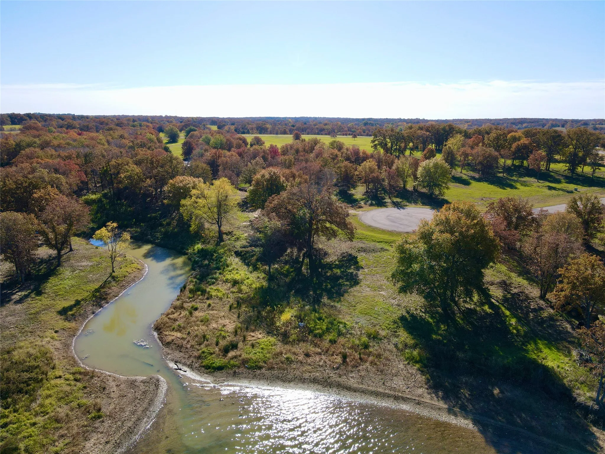 Bird's-eye overview of Lot 52 and surrounding shoreline.