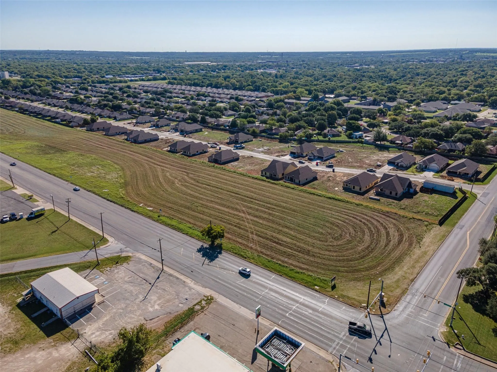 Birds eye view of property