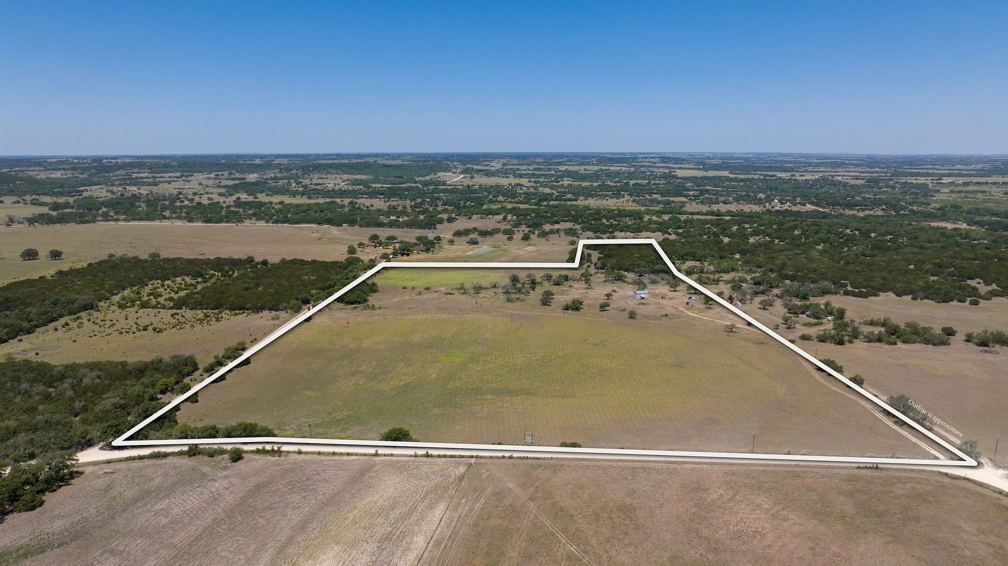 Single Family Residence For Sale in Hamilton County , 2171 County Road 419, Evant, Texas 76525, 3 Bedroom, 3 Bathroom, Garage spaces, 1,440 Sqft, built in 2018, mls#20824200, Real Estate Agent in Evant, Homes For Sale in Hamilton county, Homes For Sale in Evant, Realtor in Evant Texas, Real Estate Brokerage Independent Realty Texas, Luminita Cordes Realtor