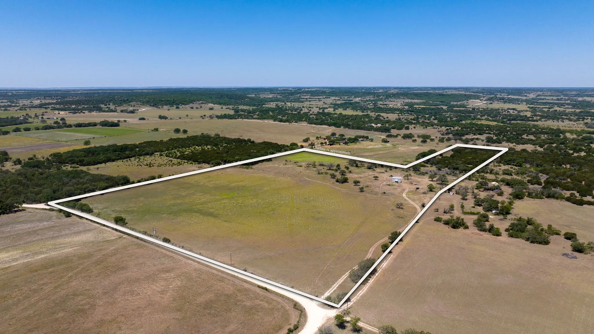 Single Family Residence For Sale in Hamilton County , 2171 County Road 419, Evant, Texas 76525, 3 Bedroom, 3 Bathroom, Garage spaces, 1,440 Sqft, built in 2018, mls#20824200, Real Estate Agent in Evant, Homes For Sale in Hamilton county, Homes For Sale in Evant, Realtor in Evant Texas, Real Estate Brokerage Independent Realty Texas, Luminita Cordes Realtor