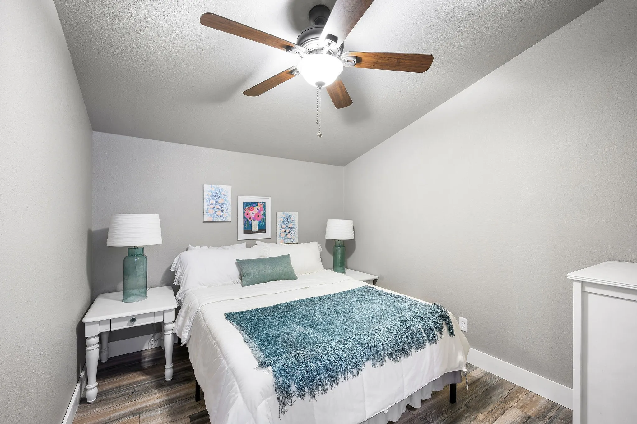 Single Family Residence For Sale in Hamilton County , 2171 County Road 419, Evant, Texas 76525, 3 Bedroom, 3 Bathroom, Garage spaces, 1,440 Sqft, built in 2018, mls#20824200, Real Estate Agent in Evant, Homes For Sale in Hamilton county, Homes For Sale in Evant, Realtor in Evant Texas, Real Estate Brokerage Independent Realty Texas, Luminita Cordes Realtor