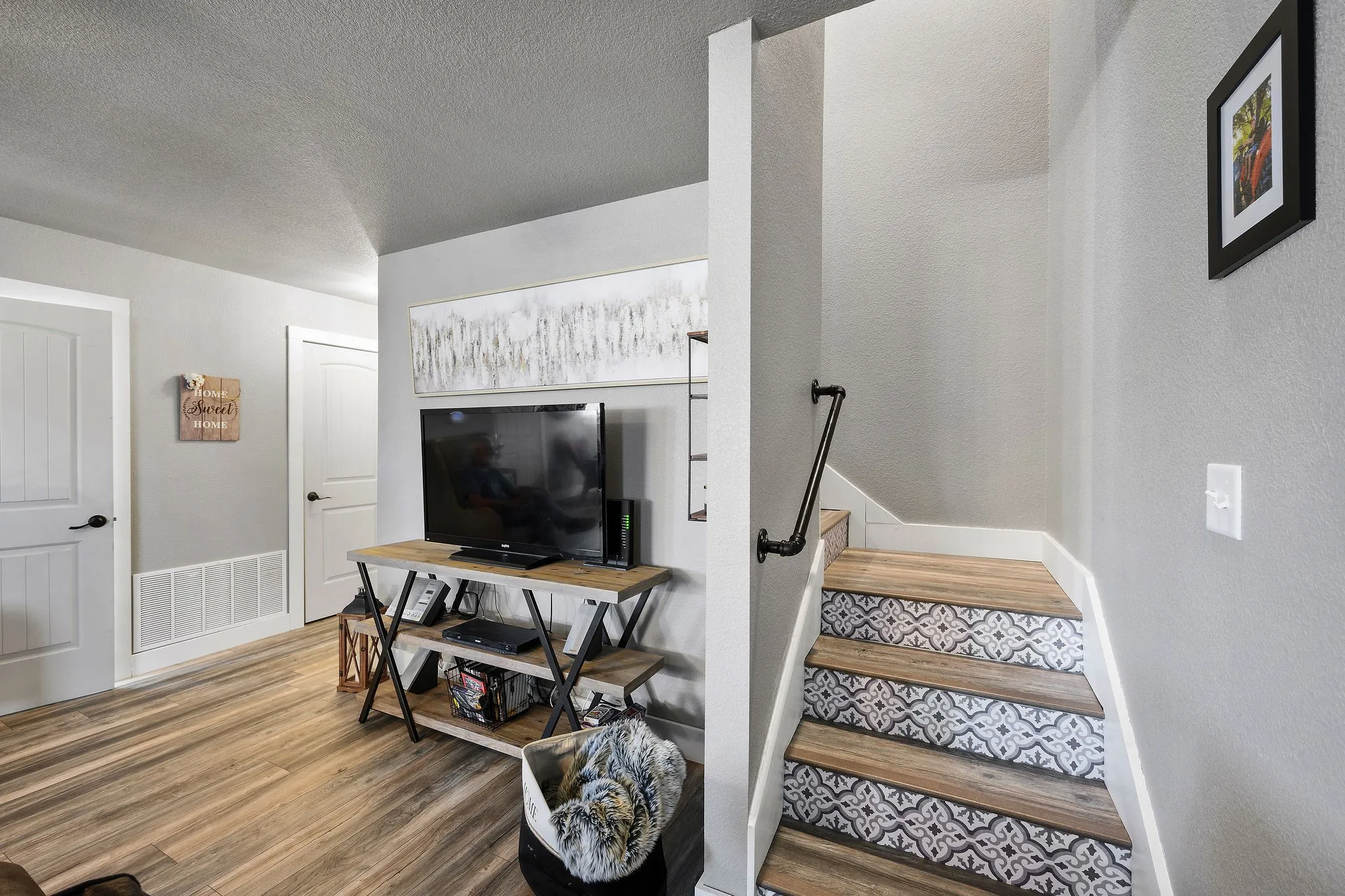 Single Family Residence For Sale in Hamilton County , 2171 County Road 419, Evant, Texas 76525, 3 Bedroom, 3 Bathroom, Garage spaces, 1,440 Sqft, built in 2018, mls#20824200, Real Estate Agent in Evant, Homes For Sale in Hamilton county, Homes For Sale in Evant, Realtor in Evant Texas, Real Estate Brokerage Independent Realty Texas, Luminita Cordes Realtor