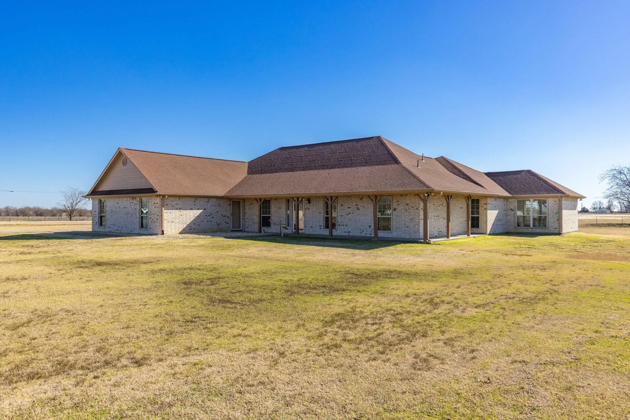 Farm For Sale in Hopkins County , Lot 4 County Road 3566, Dike, Texas 75437, 4 Bedroom, 3 Bathroom, 2 Garage spaces, 3,086 Sqft, built in 2005, Preowned, mls#20829092, Real Estate Agent in Dike, Homes For Sale in Hopkins county, Homes For Sale in Dike, Realtor in Dike Texas, Real Estate Brokerage Independent Realty Texas, Luminita Cordes Realtor