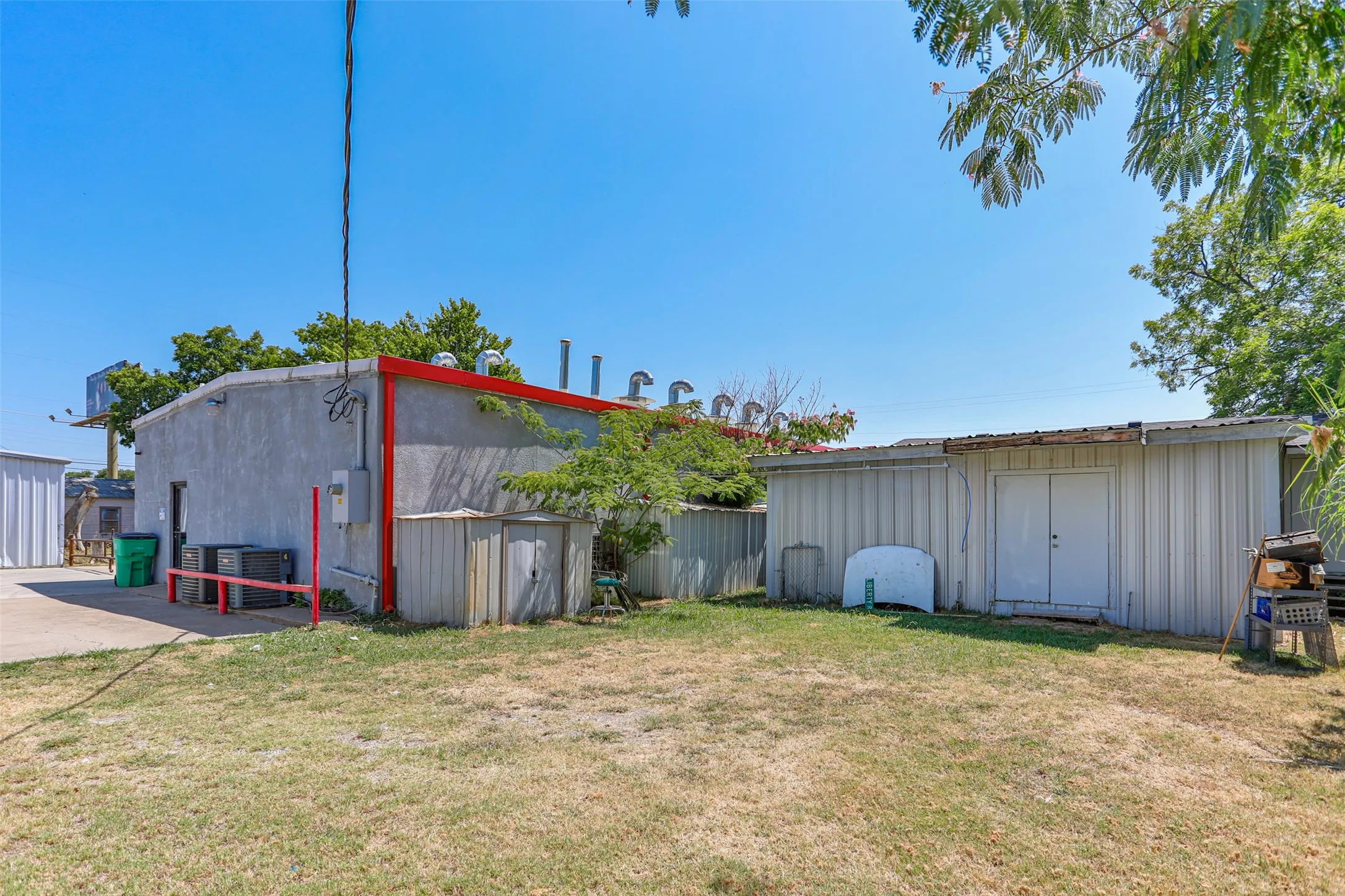 Business For Sale in Cooke County , 700 W Highway 82, Gainesville, Texas 76240, 0, 0, Garage spaces, 0 Sqft, built in 1987, Preowned, Price $2,249,000, mls#20829023, Real Estate Agent in Gainesville, Homes For Sale in Cooke county, Homes For Sale in Gainesville, Realtor in Gainesville Texas, Real Estate Brokerage Independent Realty Texas, Luminita Cordes Realtor