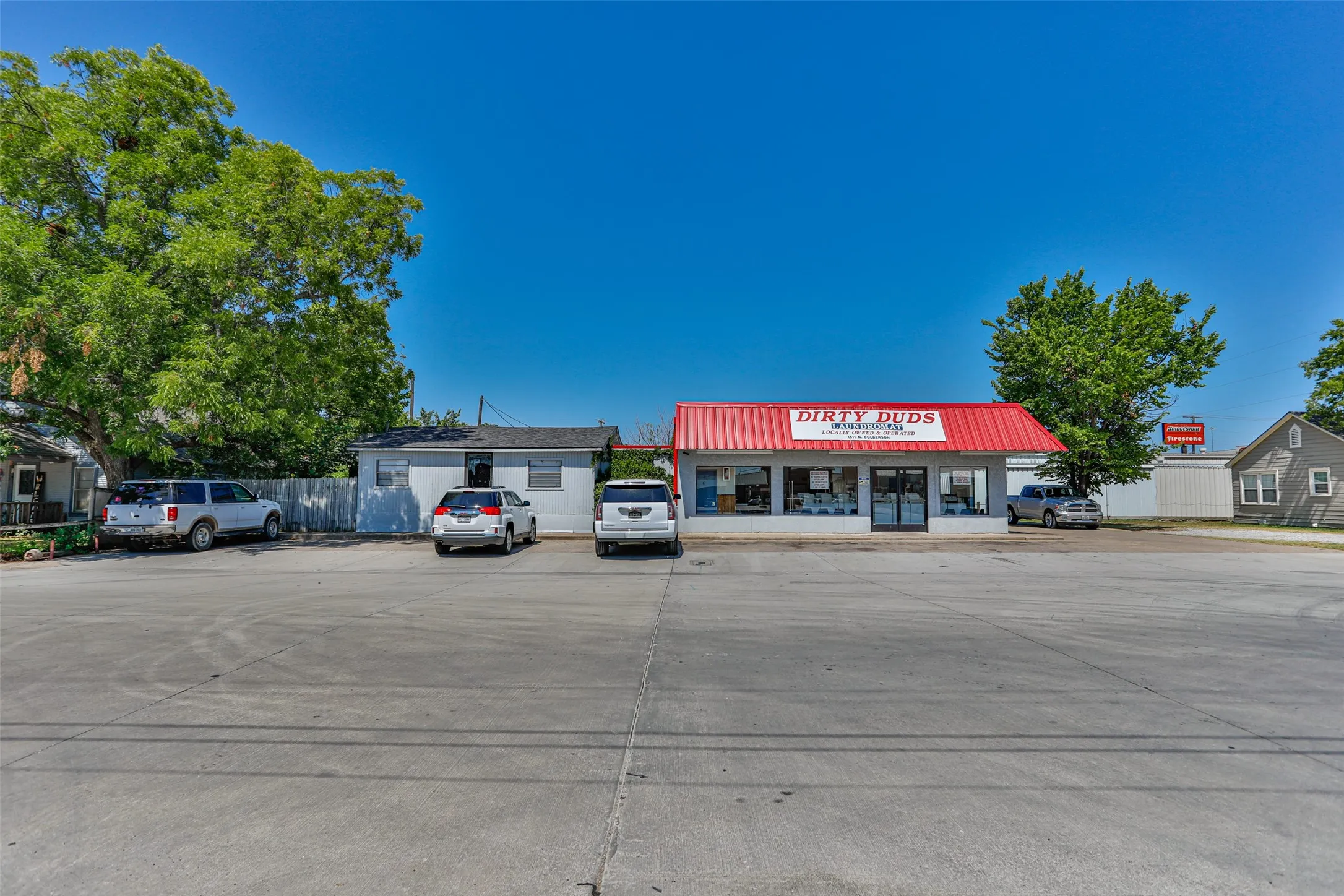 Business For Sale in Cooke County , 700 W Highway 82, Gainesville, Texas 76240, 0, 0, Garage spaces, 0 Sqft, built in 1987, Preowned, Price $2,249,000, mls#20829023, Real Estate Agent in Gainesville, Homes For Sale in Cooke county, Homes For Sale in Gainesville, Realtor in Gainesville Texas, Real Estate Brokerage Independent Realty Texas, Luminita Cordes Realtor