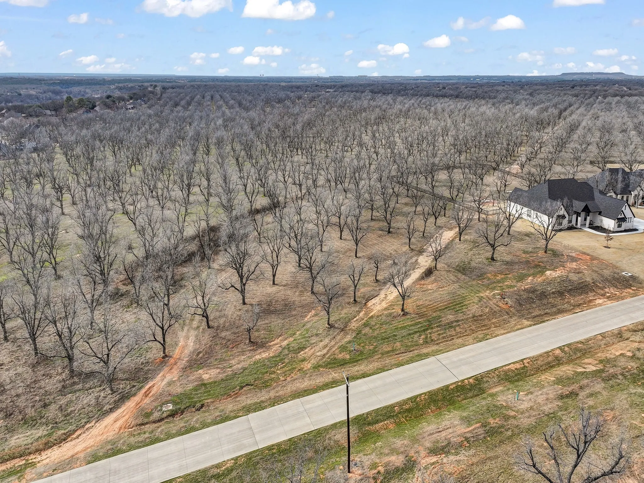 Unimproved Land For Sale in Hood County , 8419 W Landings Road, Granbury, Texas 76049, 0, 0, Garage spaces, 0 Sqft, built in 0, Price $148,900, mls#20823464, Real Estate Agent in Granbury, Homes For Sale in Hood county, Homes For Sale in Granbury, Realtor in Granbury Texas, Real Estate Brokerage Independent Realty Texas, Luminita Cordes Realtor