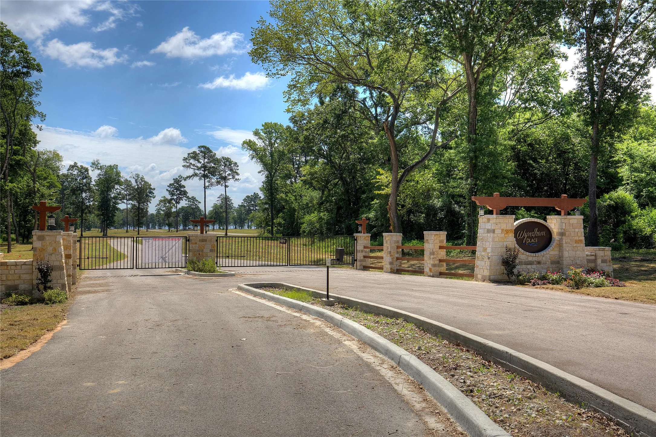 Improved Land For Sale in Henderson County , 20569 Wyndham, Chandler, Texas 75758, 0, 0, Garage spaces, 0 Sqft, built in 0, Price $68,000, mls#20829295, Real Estate Agent in Chandler, Homes For Sale in Henderson county, Homes For Sale in Chandler, Realtor in Chandler Texas, Real Estate Brokerage Independent Realty Texas, Luminita Cordes Realtor
