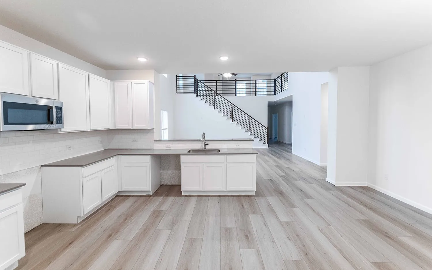 Single Family Residence For Sale in Grayson County , 2511 Hollyhill Way, Sherman, Texas 75092, 4 Bedroom, 3 Bathroom, 2 Garage spaces, 2,513 Sqft, built in 2025, New Construction - Incomplete, mls#20824119, Real Estate Agent in Sherman, Homes For Sale in Grayson county, Homes For Sale in Sherman, Realtor in Sherman Texas, Real Estate Brokerage Independent Realty Texas, Luminita Cordes Realtor