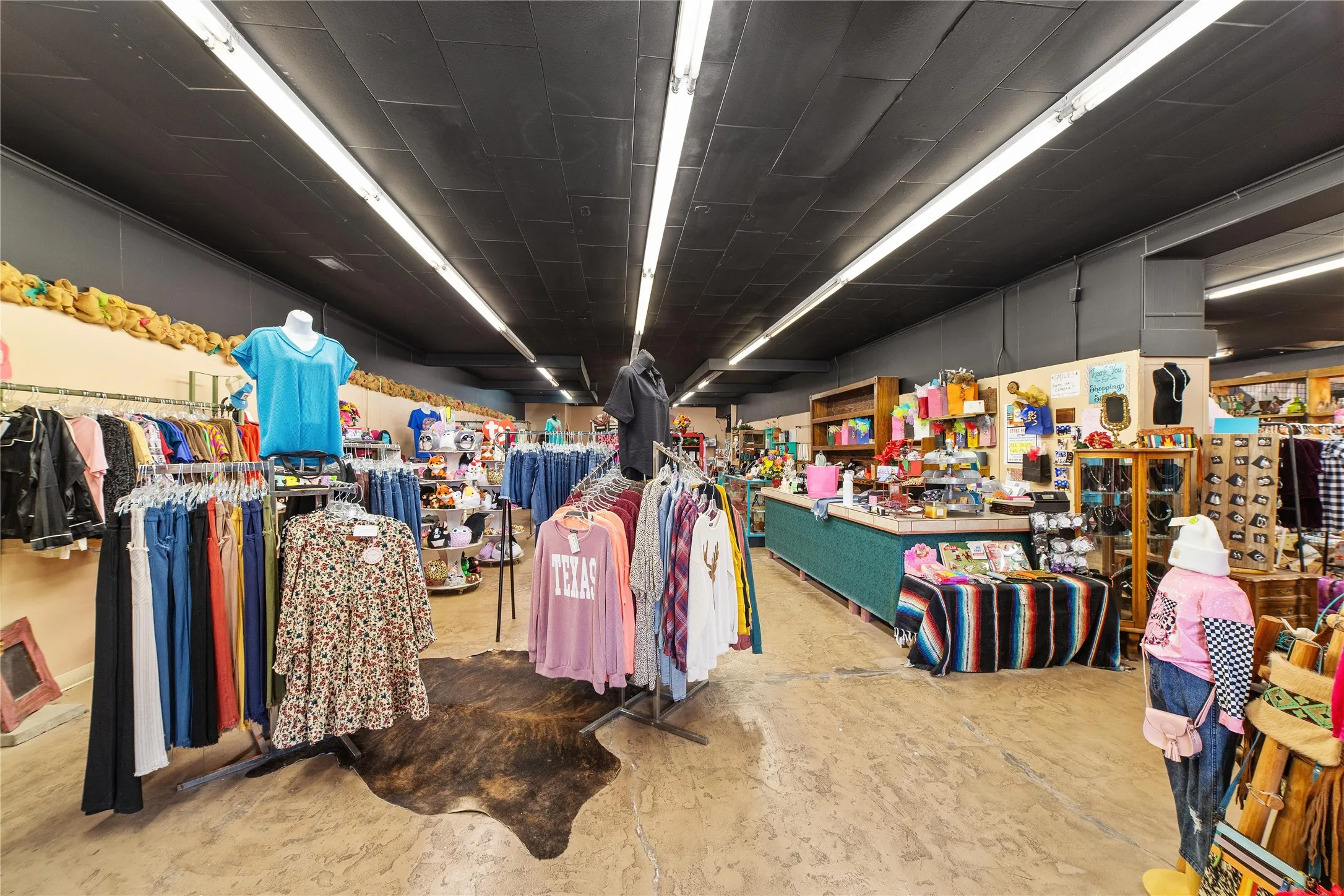 Retail For Sale in Coleman County , 217 S Commercial Avenue, Coleman, Texas 76834, 0, 0, Garage spaces, 0 Sqft, built in 0, Preowned, Price $240,000, mls#20830006, Real Estate Agent in Coleman, Homes For Sale in Coleman county, Homes For Sale in Coleman, Realtor in Coleman Texas, Real Estate Brokerage Independent Realty Texas, Luminita Cordes Realtor
