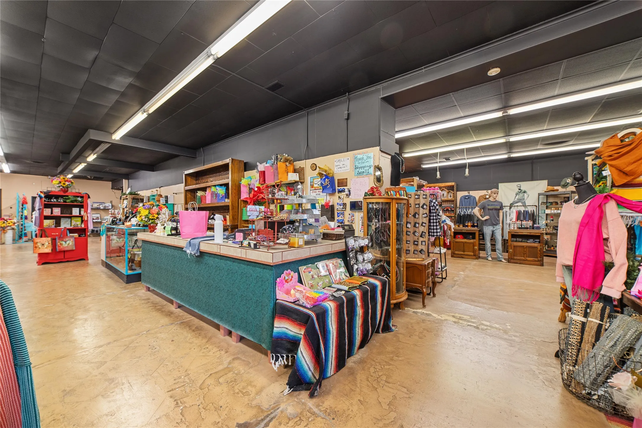Retail For Sale in Coleman County , 217 S Commercial Avenue, Coleman, Texas 76834, 0, 0, Garage spaces, 0 Sqft, built in 0, Preowned, Price $240,000, mls#20830006, Real Estate Agent in Coleman, Homes For Sale in Coleman county, Homes For Sale in Coleman, Realtor in Coleman Texas, Real Estate Brokerage Independent Realty Texas, Luminita Cordes Realtor