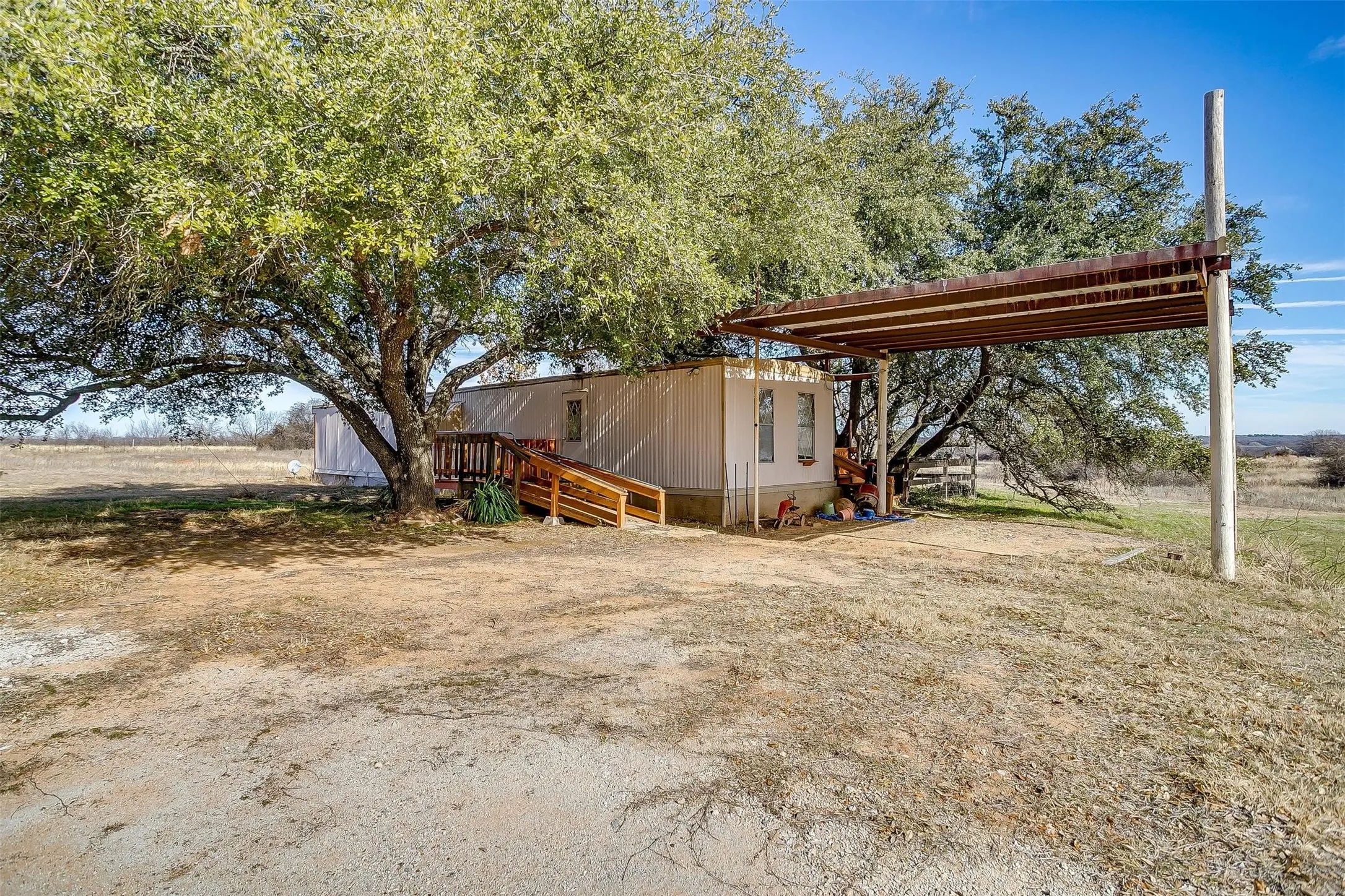 Improved Land For Sale in Parker County , 2040 Erwin Road, Poolville, Texas 76487, 0, 0, Garage spaces, 0 Sqft, built in 0, mls#20829481, Real Estate Agent in Poolville, Homes For Sale in Parker county, Homes For Sale in Poolville, Realtor in Poolville Texas, Real Estate Brokerage Independent Realty Texas, Luminita Cordes Realtor