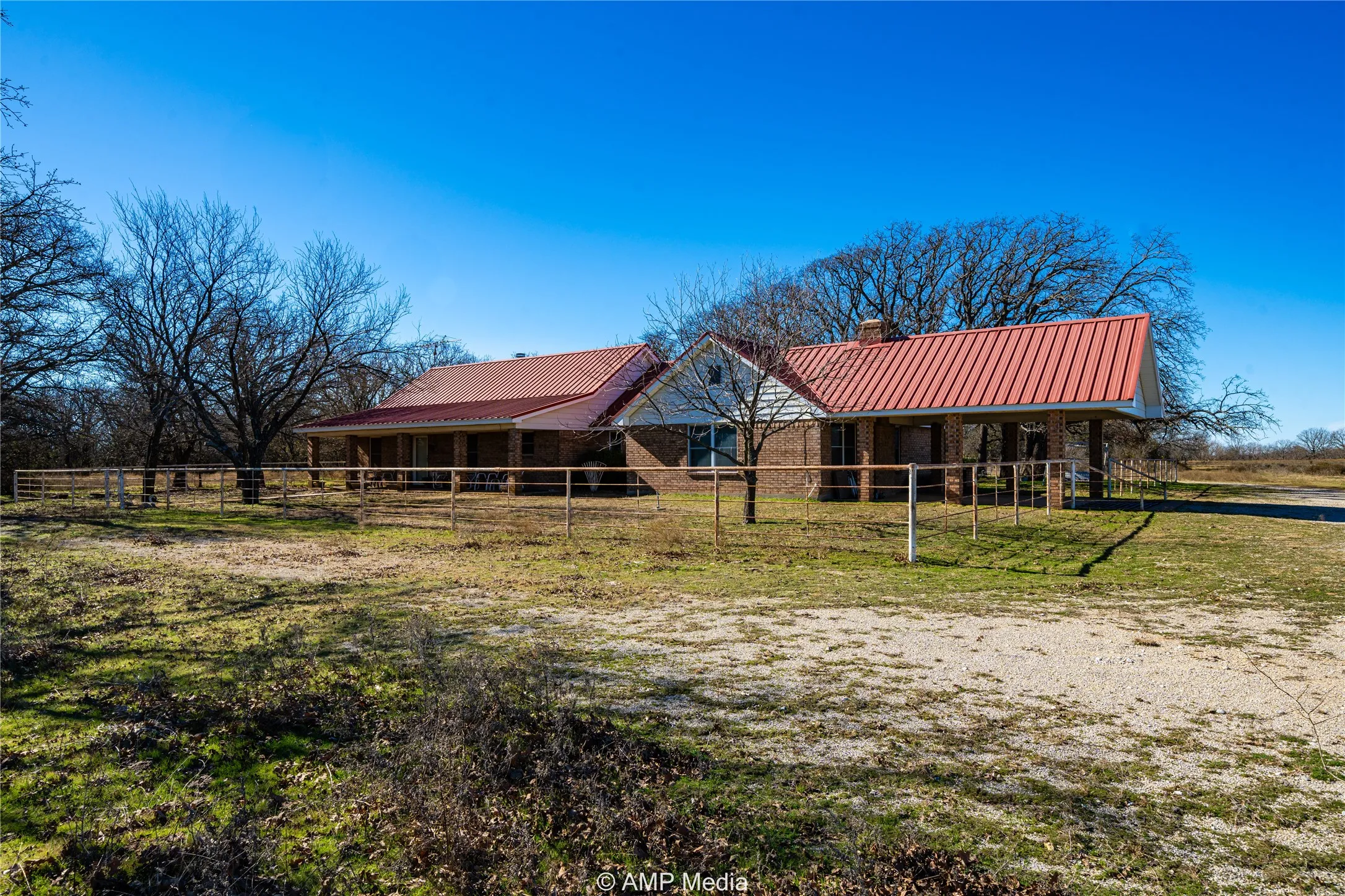 Rear view of property featuring a rural view