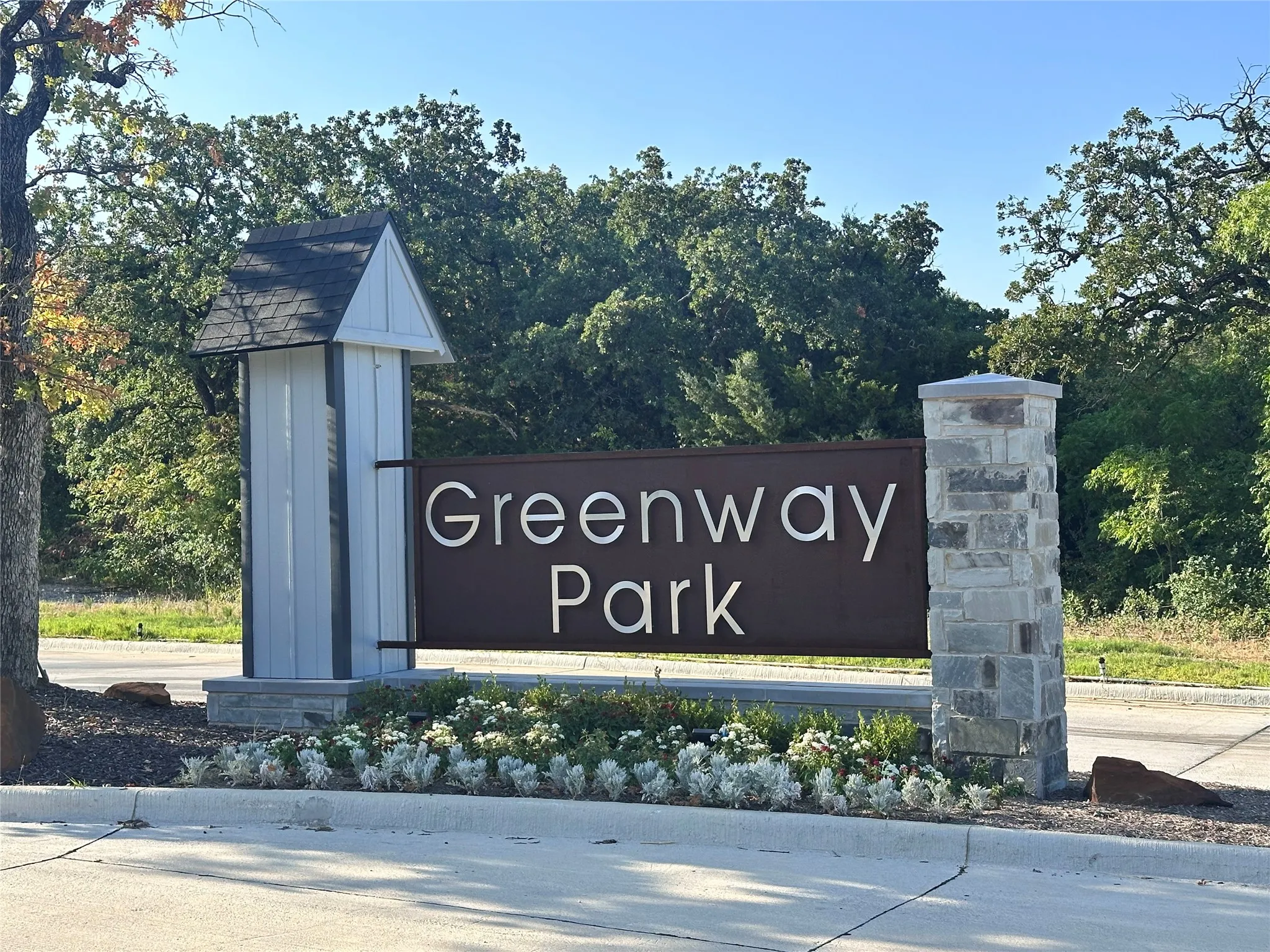 Unimproved Land For Sale in Tarrant County , 124 Park Avenue, Keller, Texas 76262, 0, 0, Garage spaces, 0 Sqft, built in 0, Price $395,000, mls#20831813, Real Estate Agent in Keller, Homes For Sale in Tarrant county, Homes For Sale in Keller, Realtor in Keller Texas, Real Estate Brokerage Independent Realty Texas, Luminita Cordes Realtor