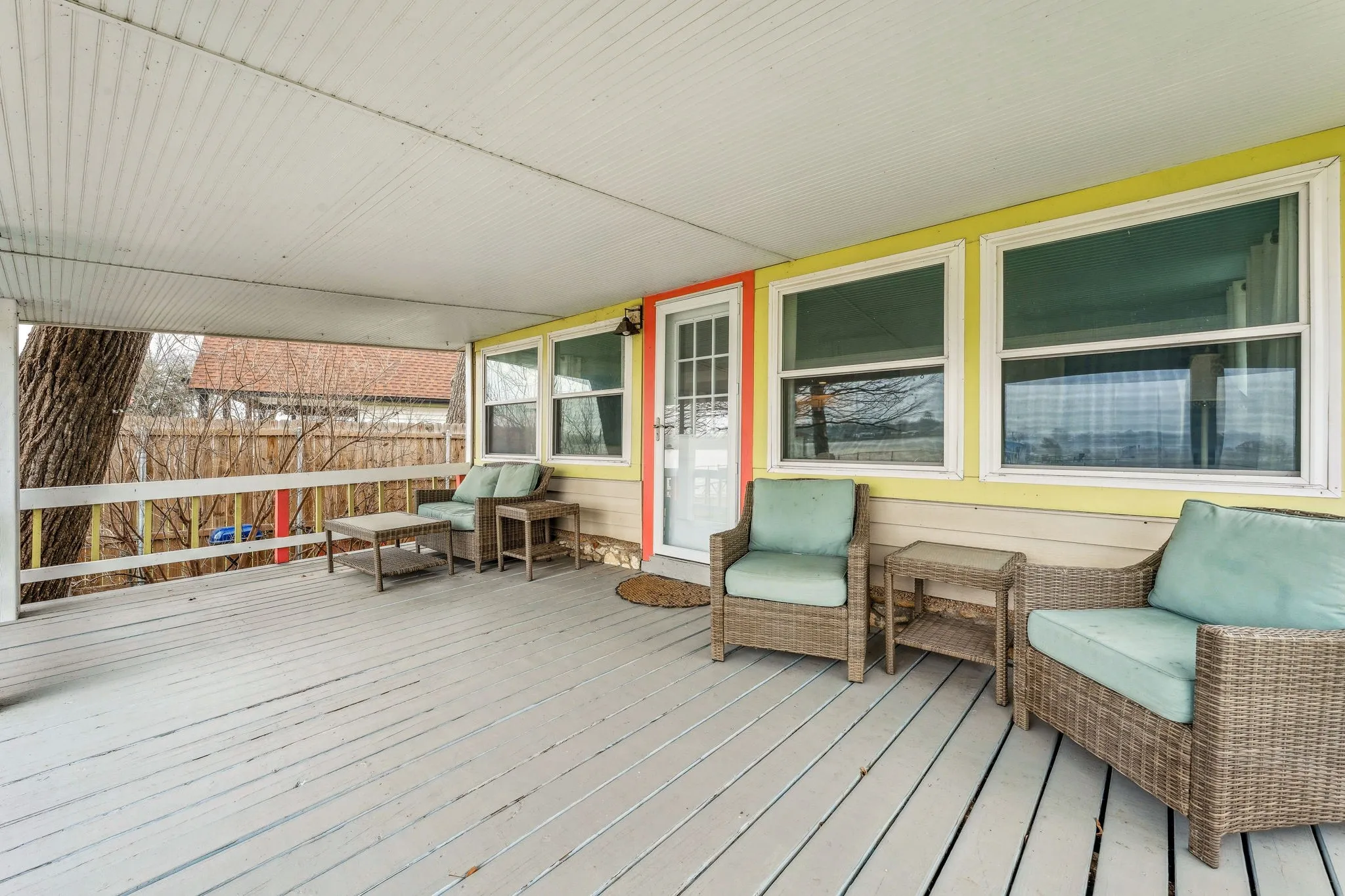 Single Family Residence For Sale in Wise County , 1662 Rogers Road, Newark, Texas 76071, 4 Bedroom, 3 Bathroom, 1 Garage spaces, 1,952 Sqft, built in 1979, Preowned, mls#20830099, Real Estate Agent in Newark, Homes For Sale in Wise county, Homes For Sale in Newark, Realtor in Newark Texas, Real Estate Brokerage Independent Realty Texas, Luminita Cordes Realtor