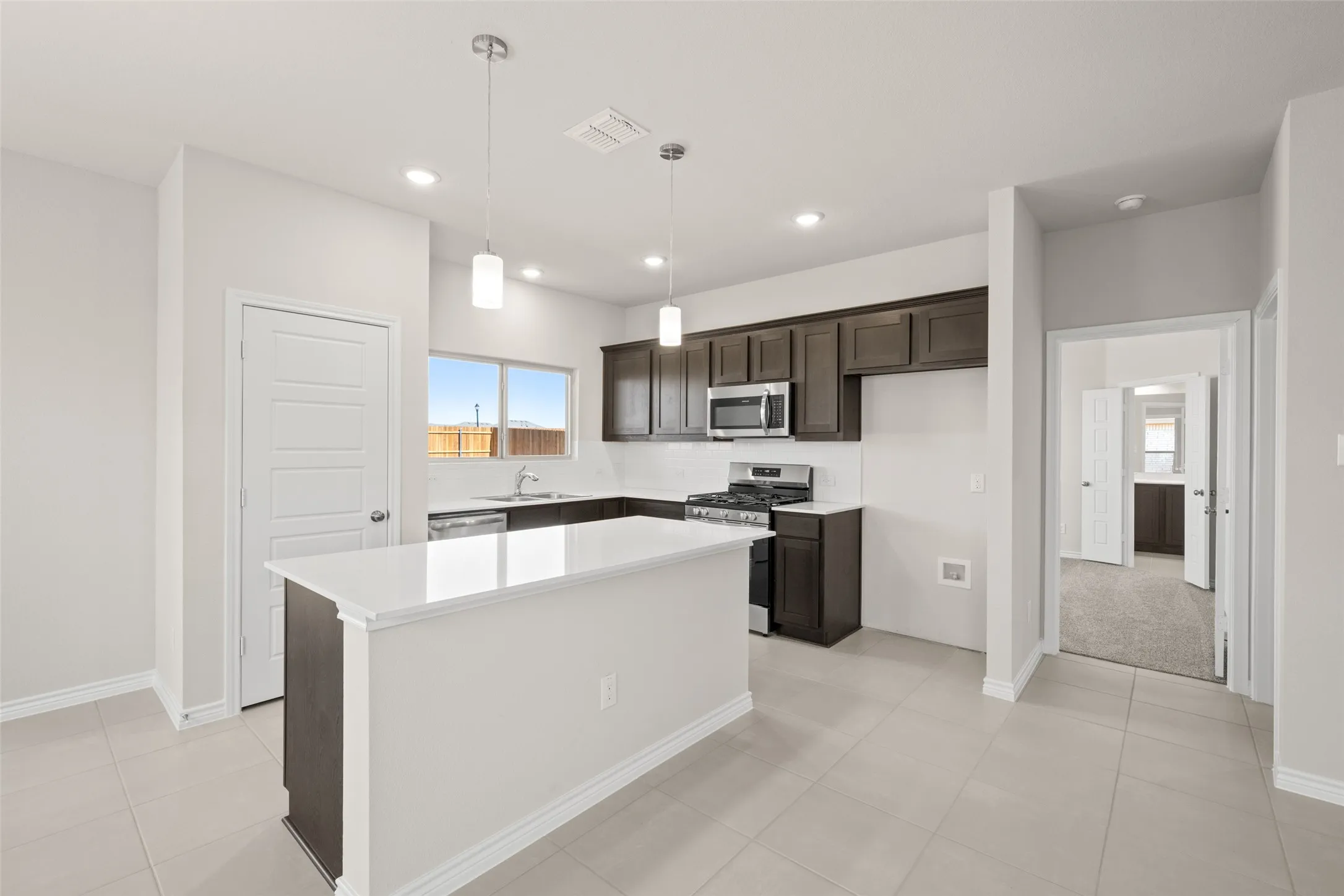 1902 Cheyenne- Kitchen-1