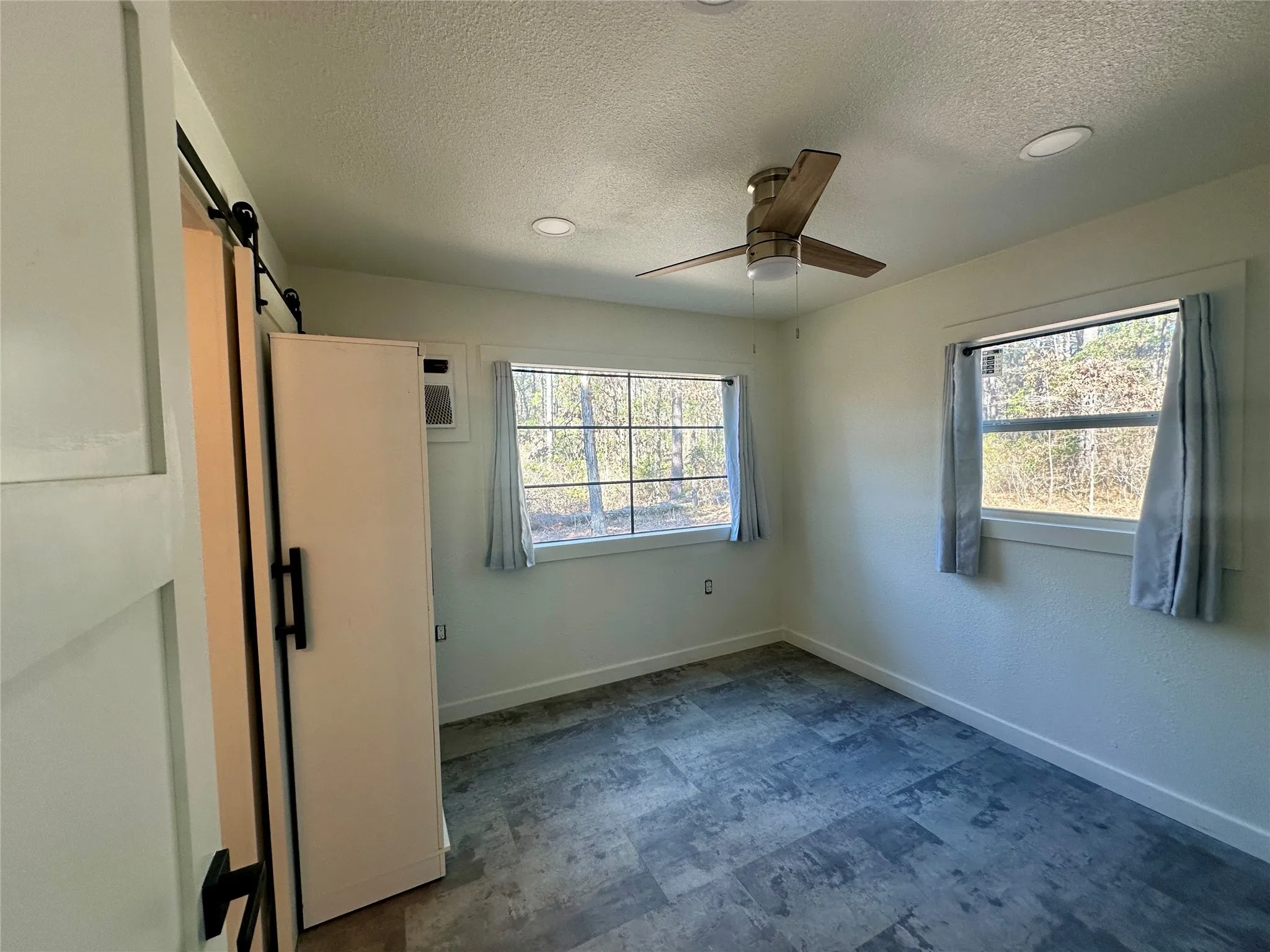 Single Family Residence For Sale in Wood County , 334 PR 8573, Winnsboro, Texas 75497, 1 Bedroom, 2 Bathroom, Garage spaces, 567 Sqft, built in 2023, Preowned, mls#20832031, Real Estate Agent in Winnsboro, Homes For Sale in Wood county, Homes For Sale in Winnsboro, Realtor in Winnsboro Texas, Real Estate Brokerage Independent Realty Texas, Luminita Cordes Realtor