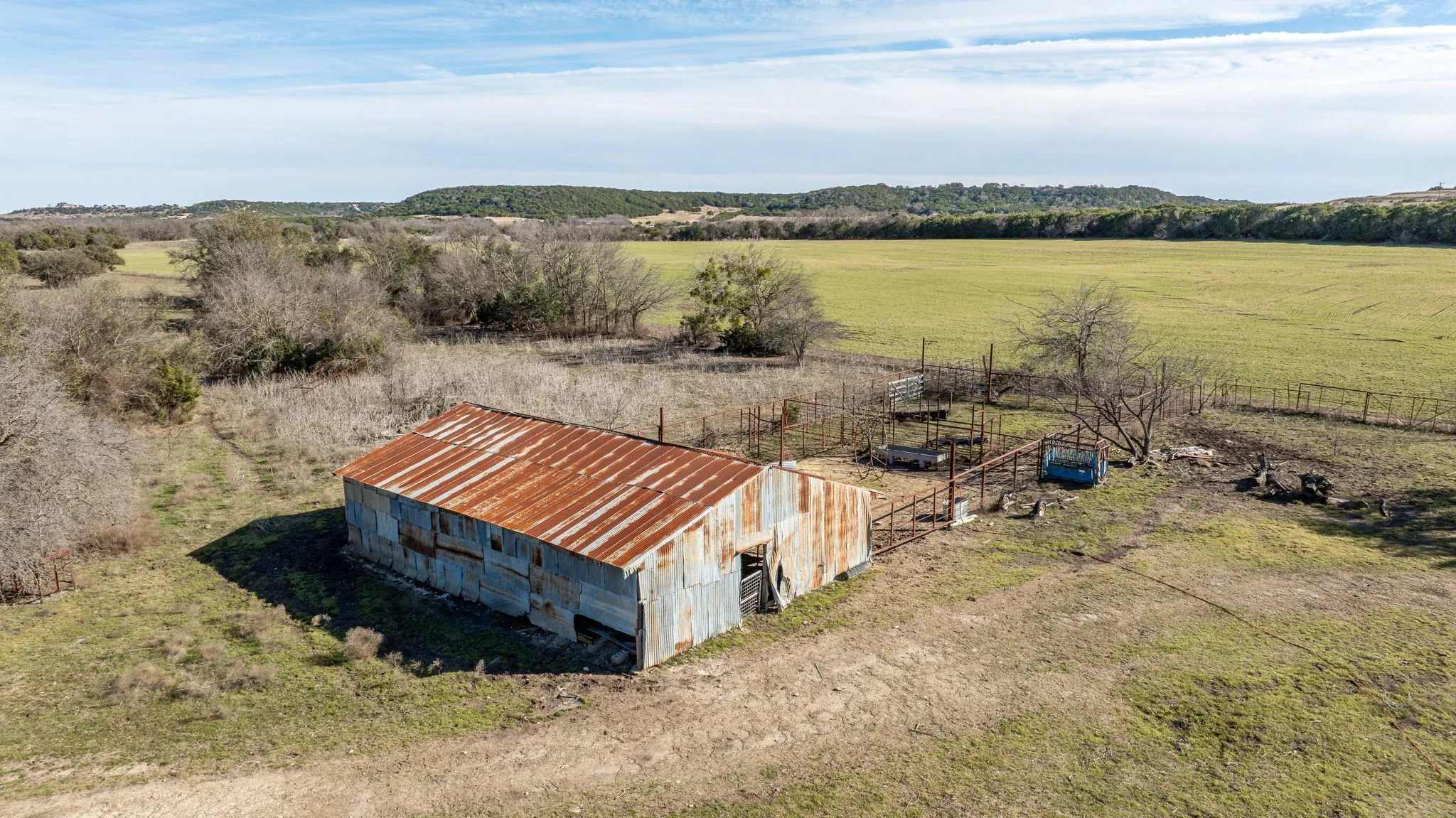 Farm For Sale in Bosque County , 172 PRIVATE ROAD 2361, Meridian, Texas 76665, 3 Bedroom, 2 Bathroom, Garage spaces, 1,848 Sqft, built in 1978, mls#20833448, Real Estate Agent in Meridian, Homes For Sale in Bosque county, Homes For Sale in Meridian, Realtor in Meridian Texas, Real Estate Brokerage Independent Realty Texas, Luminita Cordes Realtor