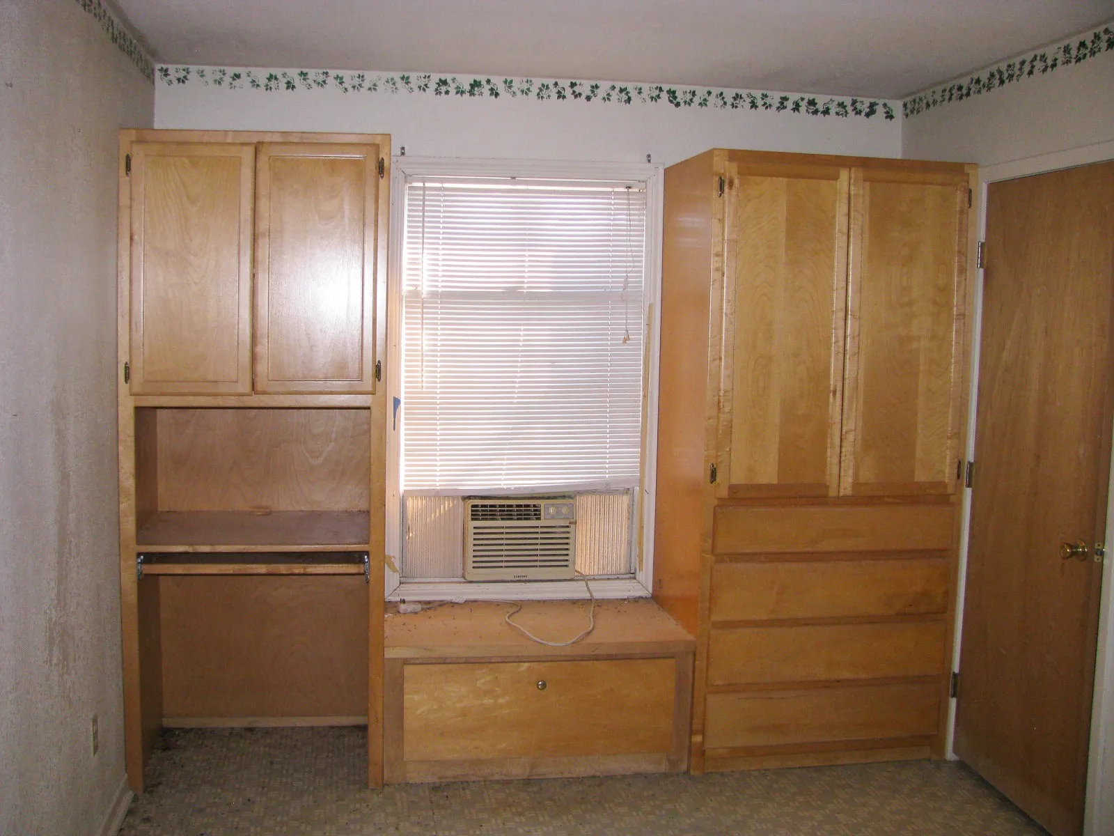 Single Family Residence For Sale in Coryell County , 4463 County Road 158, Evant, Texas 76525, 2 Bedroom, 1 Bathroom, Garage spaces, 1,147 Sqft, built in 1980, Preowned, mls#20834204, Real Estate Agent in Evant, Homes For Sale in Coryell county, Homes For Sale in Evant, Realtor in Evant Texas, Real Estate Brokerage Independent Realty Texas, Luminita Cordes Realtor