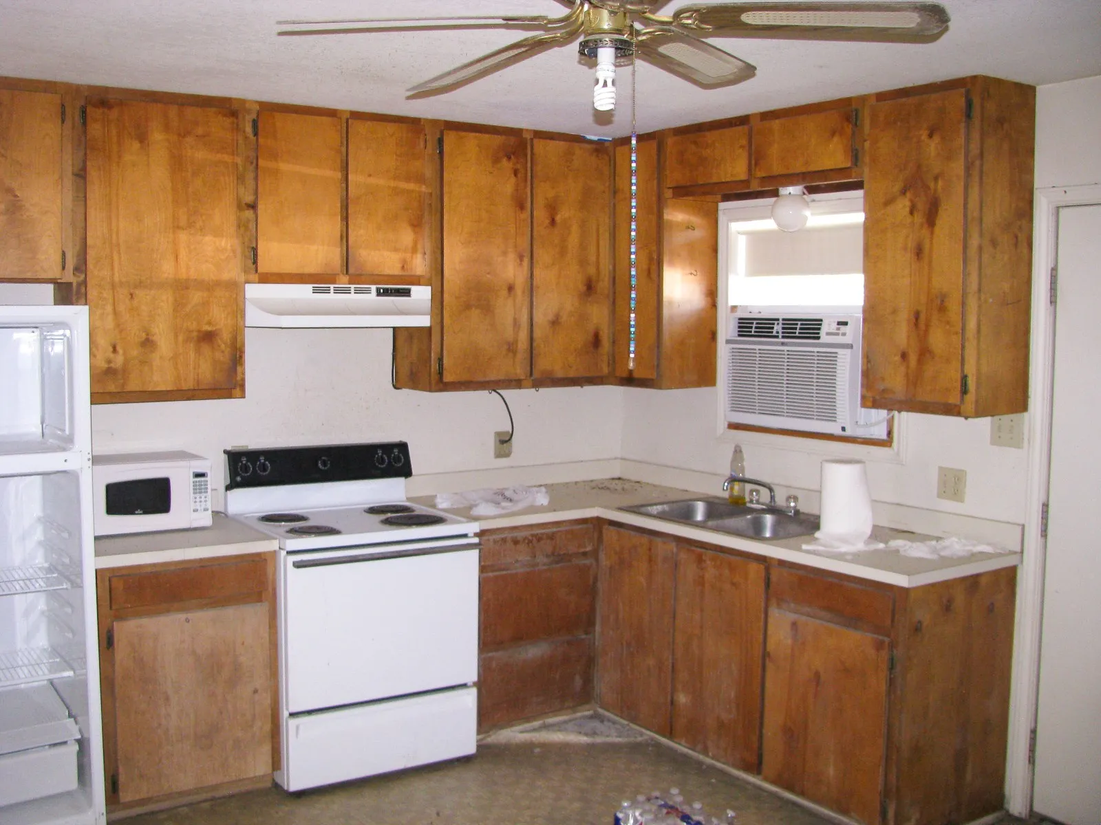 Single Family Residence For Sale in Coryell County , 4463 County Road 158, Evant, Texas 76525, 2 Bedroom, 1 Bathroom, Garage spaces, 1,147 Sqft, built in 1980, Preowned, mls#20834204, Real Estate Agent in Evant, Homes For Sale in Coryell county, Homes For Sale in Evant, Realtor in Evant Texas, Real Estate Brokerage Independent Realty Texas, Luminita Cordes Realtor