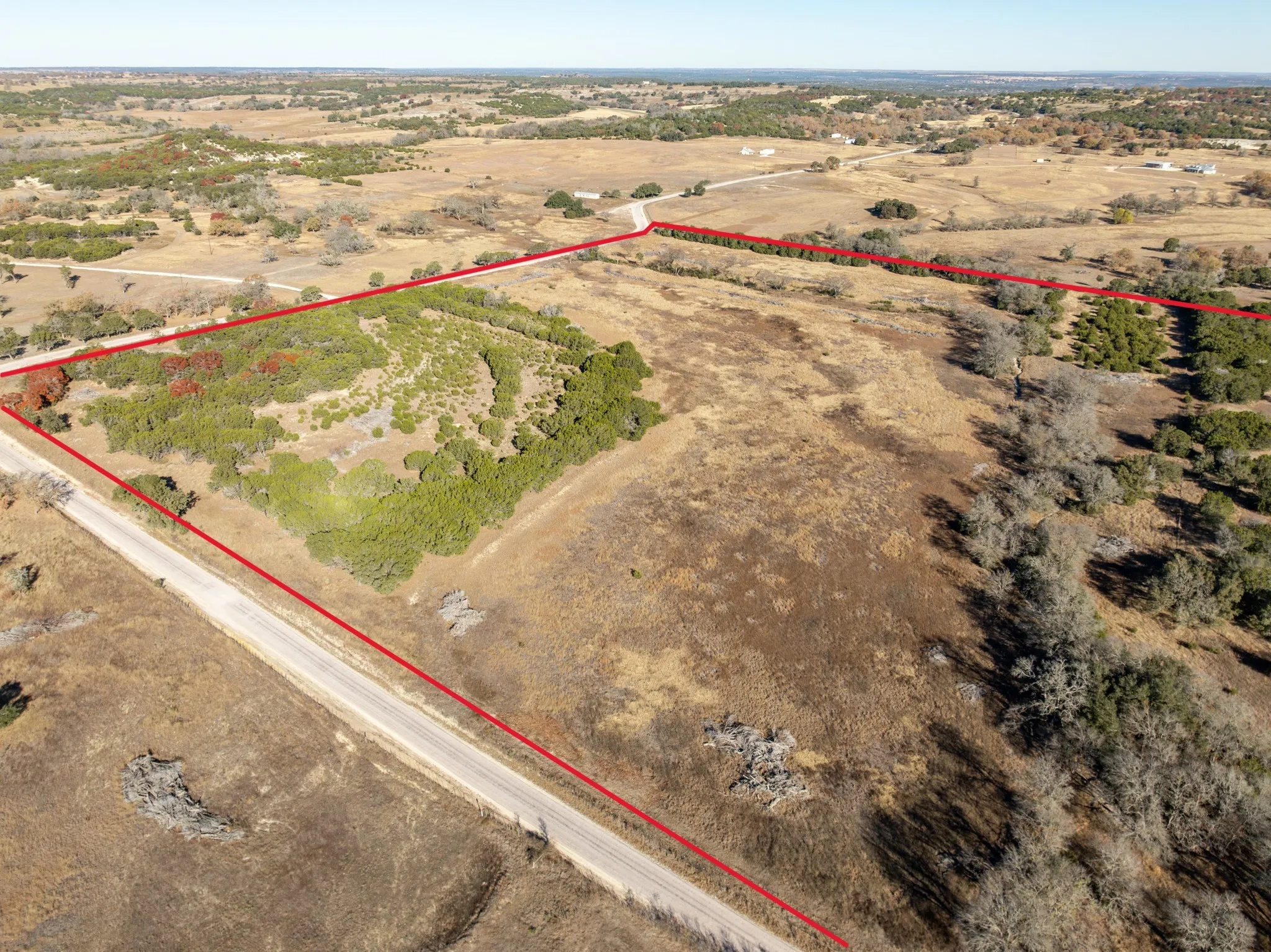 Single Family Residence For Sale in Coryell County , 4463 County Road 158, Evant, Texas 76525, 2 Bedroom, 1 Bathroom, Garage spaces, 1,147 Sqft, built in 1980, Preowned, mls#20834204, Real Estate Agent in Evant, Homes For Sale in Coryell county, Homes For Sale in Evant, Realtor in Evant Texas, Real Estate Brokerage Independent Realty Texas, Luminita Cordes Realtor