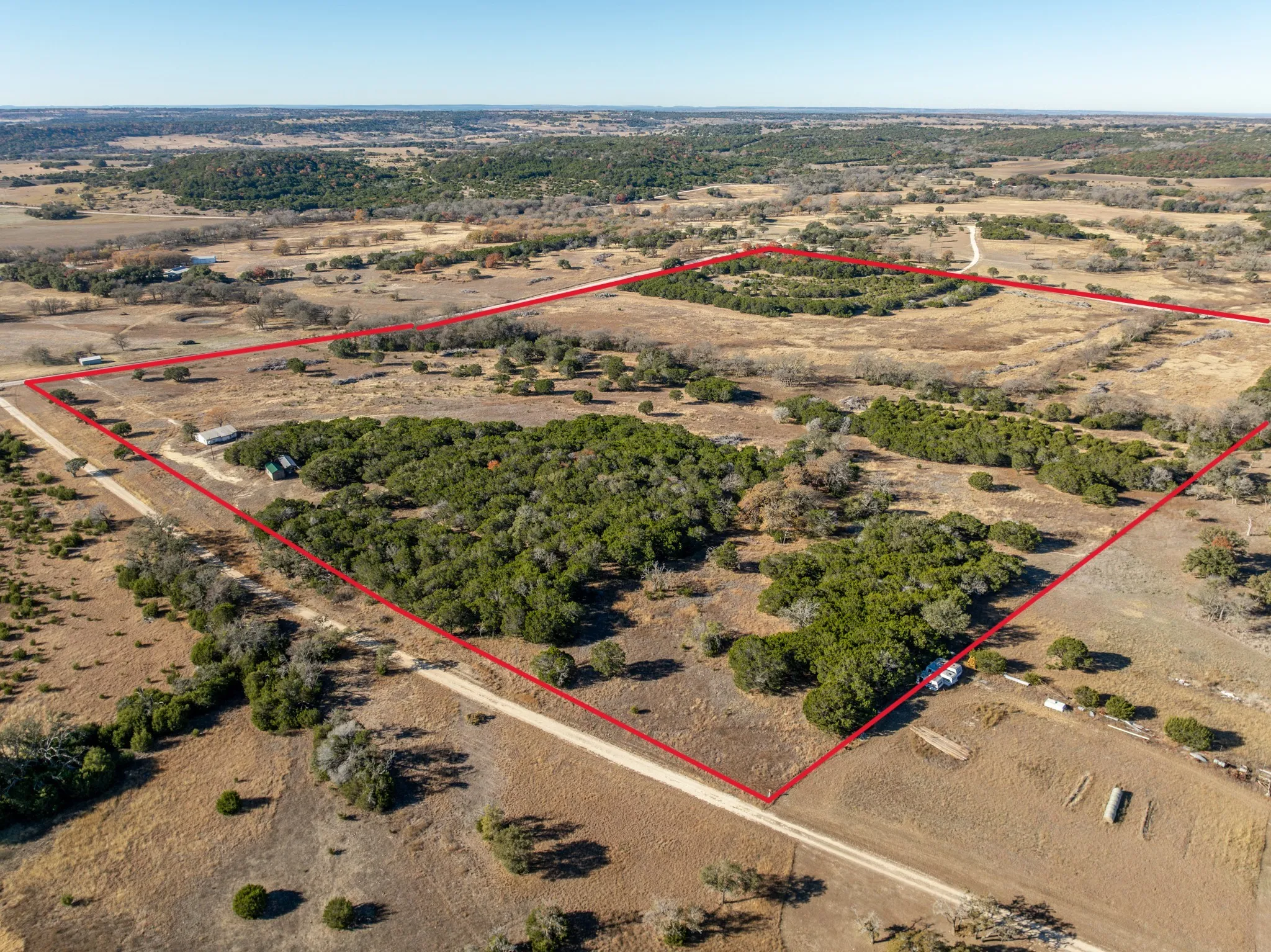 Single Family Residence For Sale in Coryell County , 4463 County Road 158, Evant, Texas 76525, 2 Bedroom, 1 Bathroom, Garage spaces, 1,147 Sqft, built in 1980, Preowned, mls#20834204, Real Estate Agent in Evant, Homes For Sale in Coryell county, Homes For Sale in Evant, Realtor in Evant Texas, Real Estate Brokerage Independent Realty Texas, Luminita Cordes Realtor