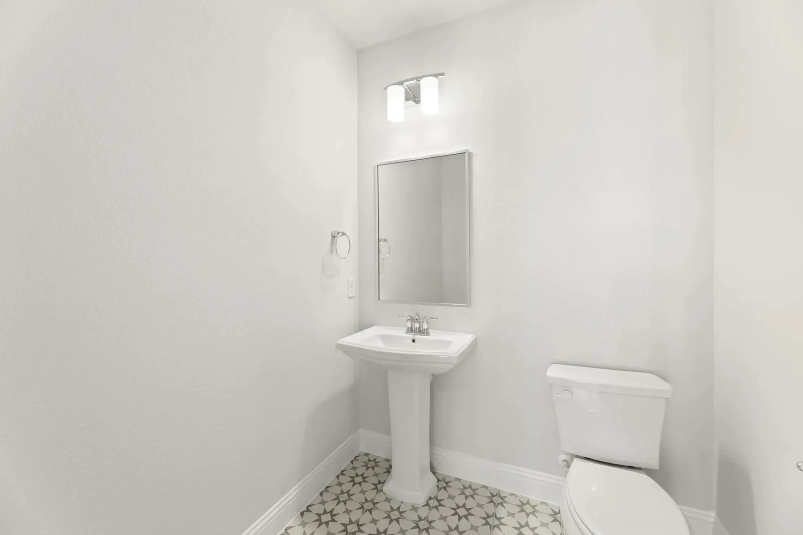 The Eastland II B Bathroom