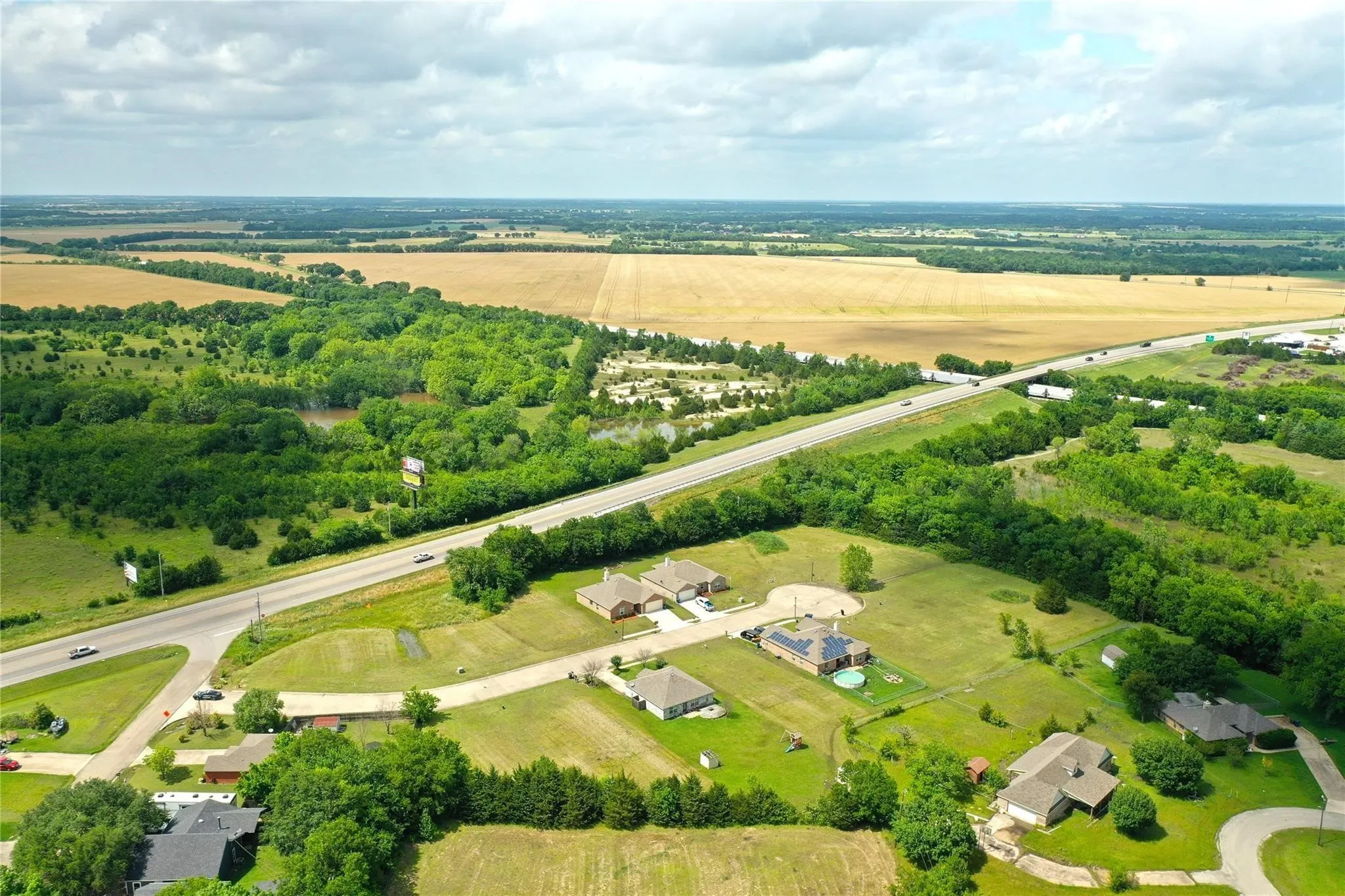 Birds eye view of property