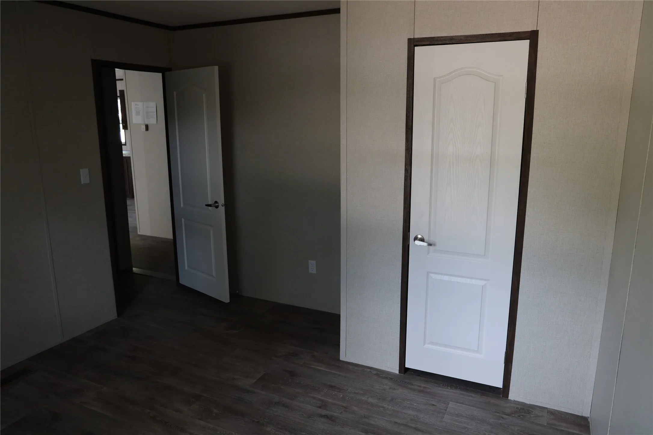 Mobile Home For Sale in Hood County , 3501 Lake Granbury Drive, Granbury, Texas 76048, 3 Bedroom, 2 Bathroom, Garage spaces, 1,264 Sqft, built in 2024, mls#20833668, Real Estate Agent in Granbury, Homes For Sale in Hood county, Homes For Sale in Granbury, Realtor in Granbury Texas, Real Estate Brokerage Independent Realty Texas, Luminita Cordes Realtor