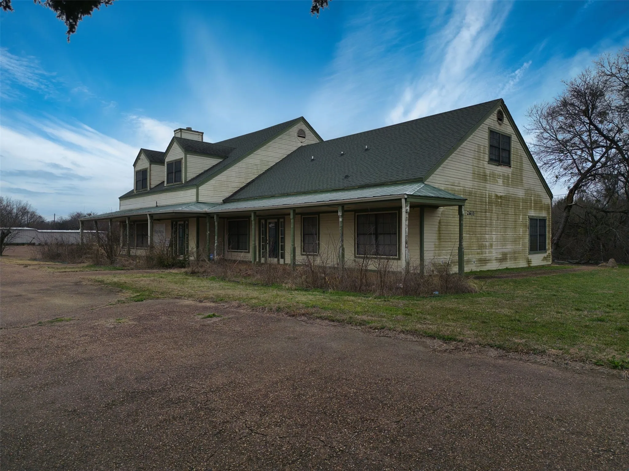 Office For Sale in Ellis County , 2611 Ovilla Road, Red Oak, Texas 75154, 0, 0, Garage spaces, 0 Sqft, built in 1985, Preowned, Price $960,000, mls#20837428, Real Estate Agent in Red Oak, Homes For Sale in Ellis county, Homes For Sale in Red Oak, Realtor in Red Oak Texas, Real Estate Brokerage Independent Realty Texas, Luminita Cordes Realtor