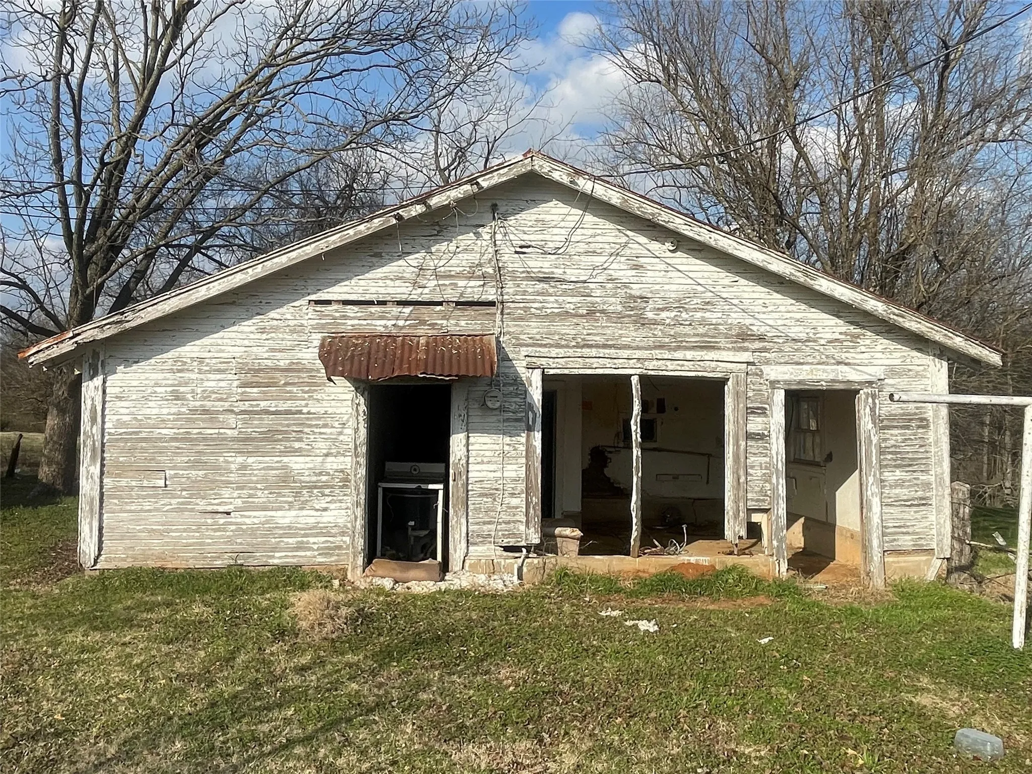 Improved Land For Sale in Hopkins County , 1155 County Road 2376 Tract 2A, Winnsboro, Texas 75494, 0, 0, Garage spaces, 0 Sqft, built in 1940, Price $229,000, mls#20833348, Real Estate Agent in Winnsboro, Homes For Sale in Hopkins county, Homes For Sale in Winnsboro, Realtor in Winnsboro Texas, Real Estate Brokerage Independent Realty Texas, Luminita Cordes Realtor