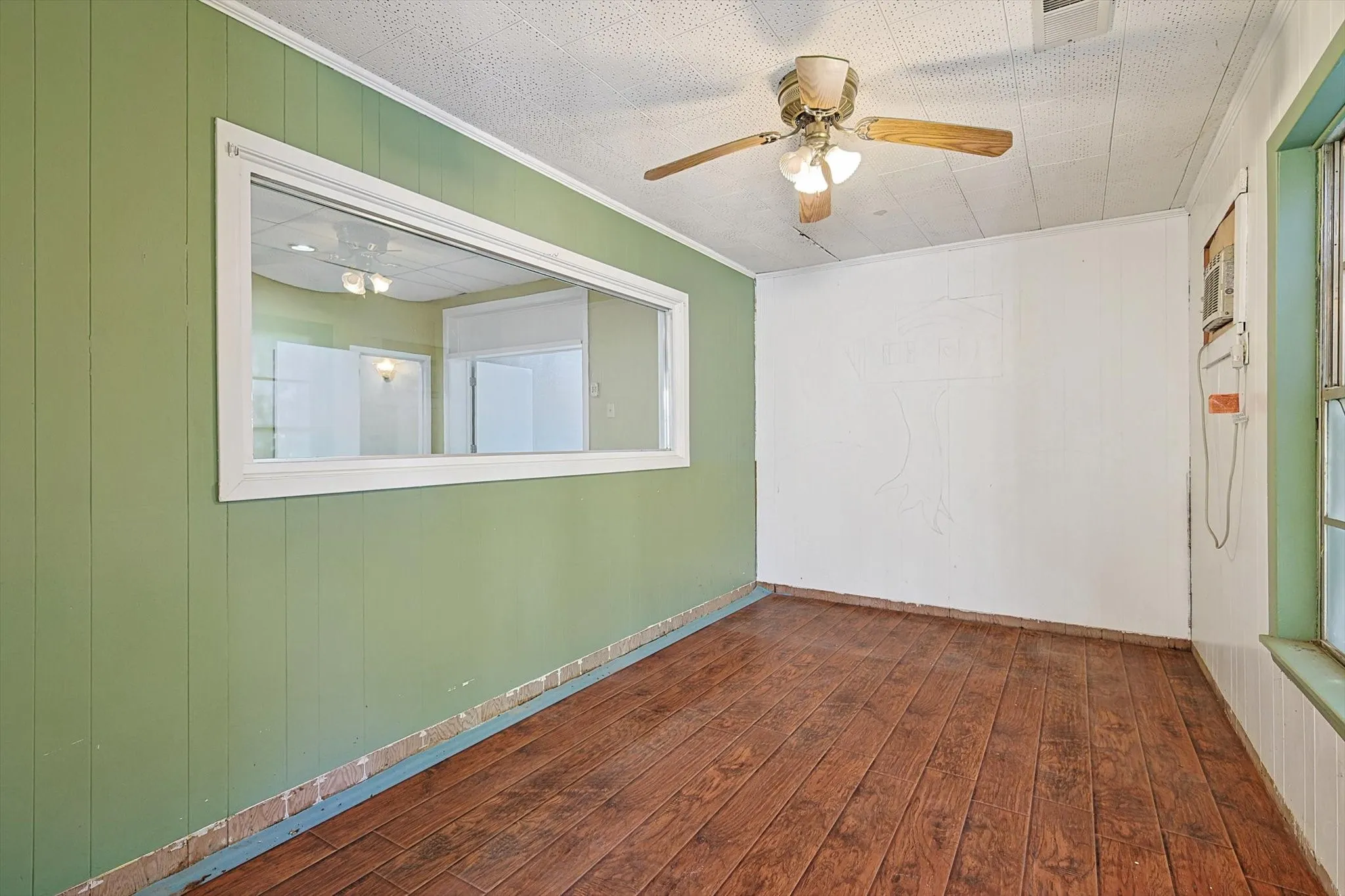 small reception or nursery